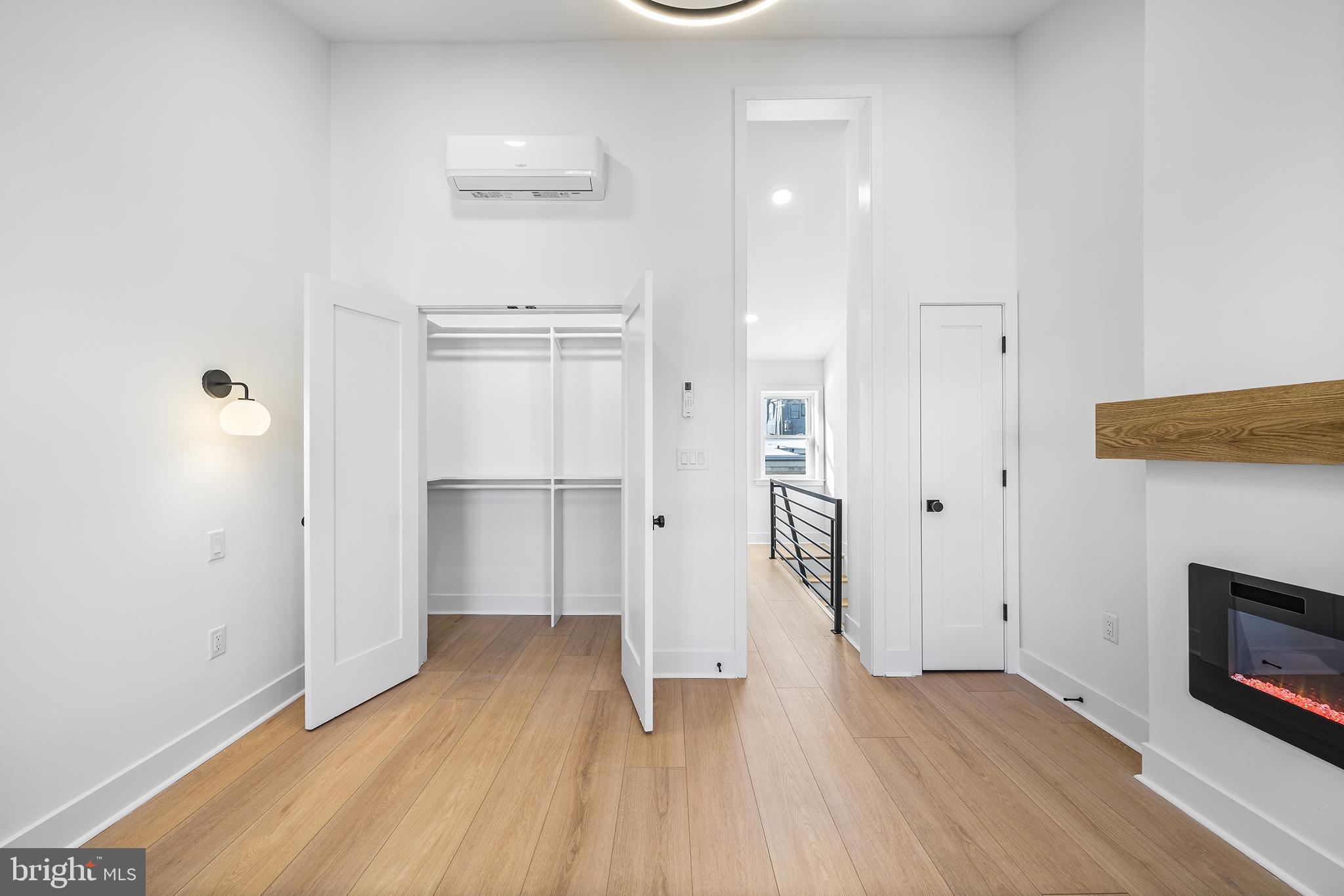 PHILADELPHIA (SOUTH) - Residential