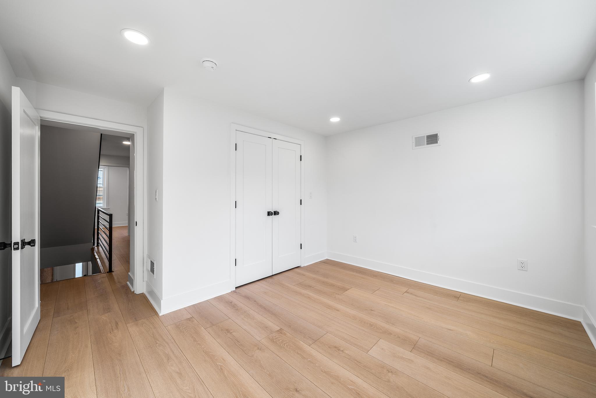 PHILADELPHIA (SOUTH) - Residential