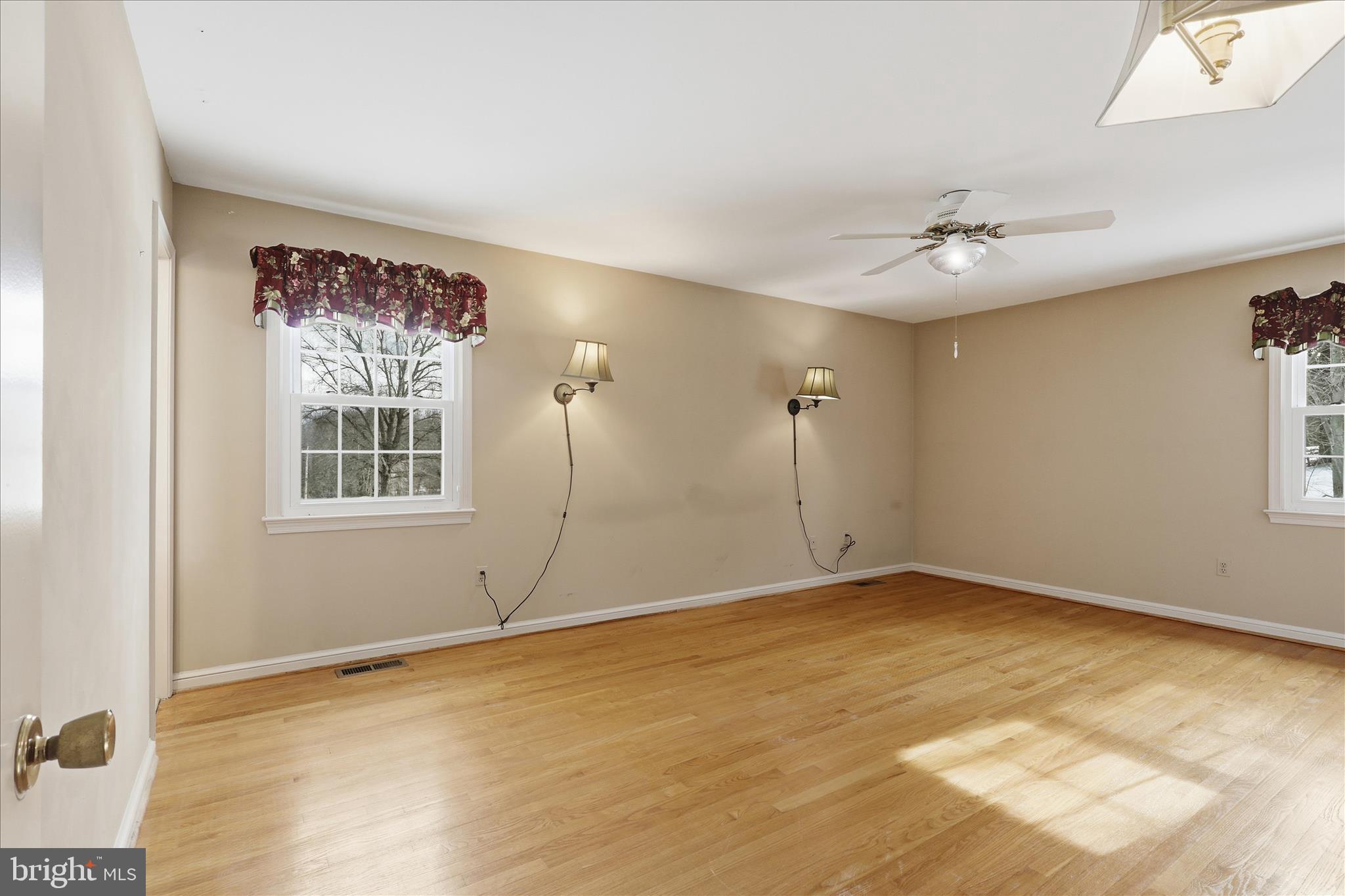 CLIFTON WOODS - Residential