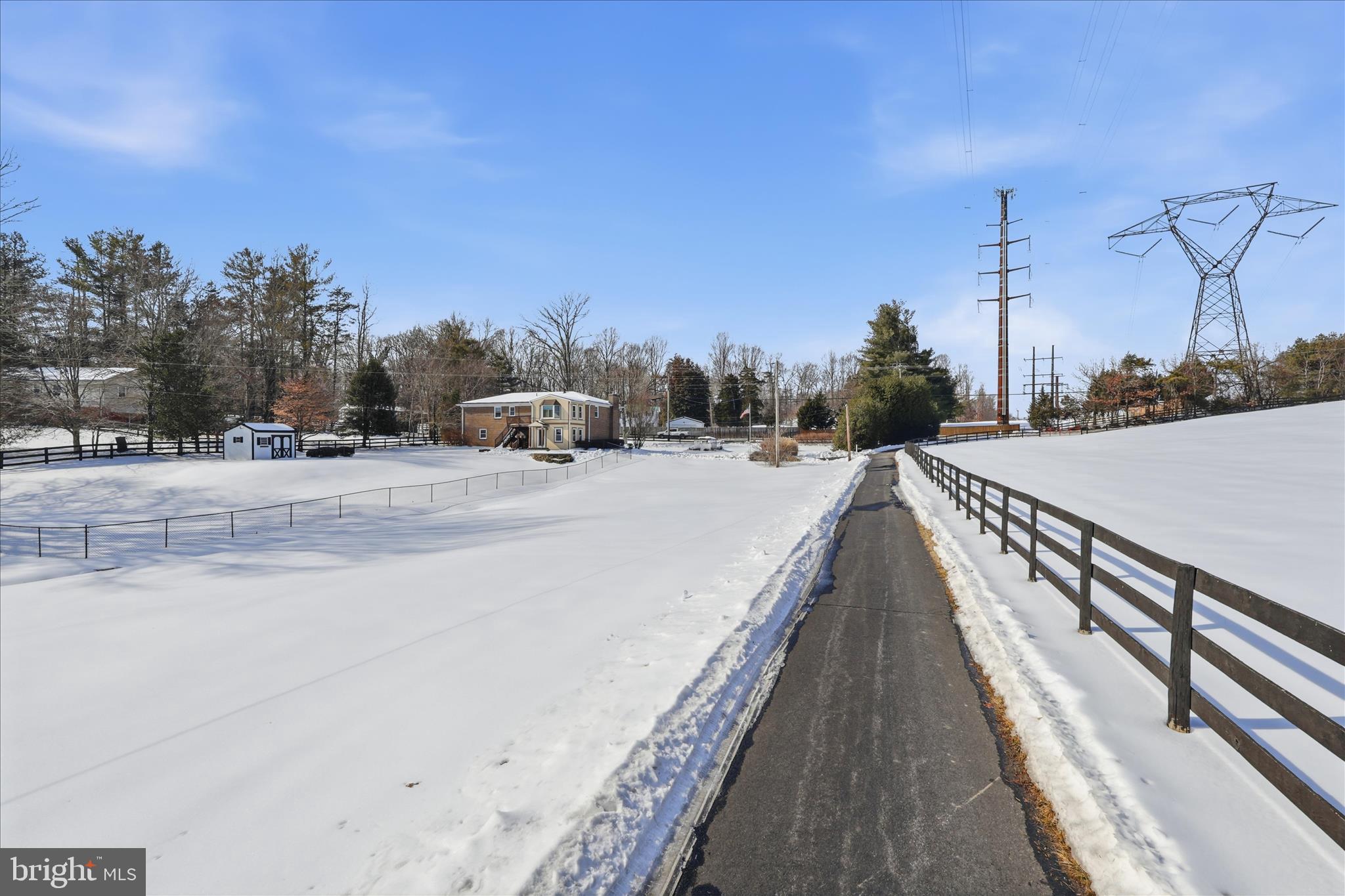 CLIFTON WOODS - Residential