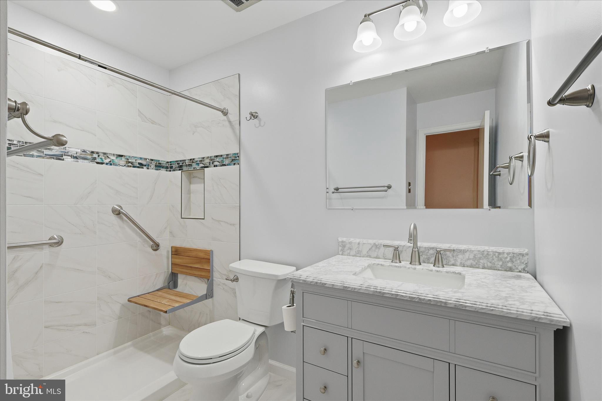 CLIFTON WOODS - Residential