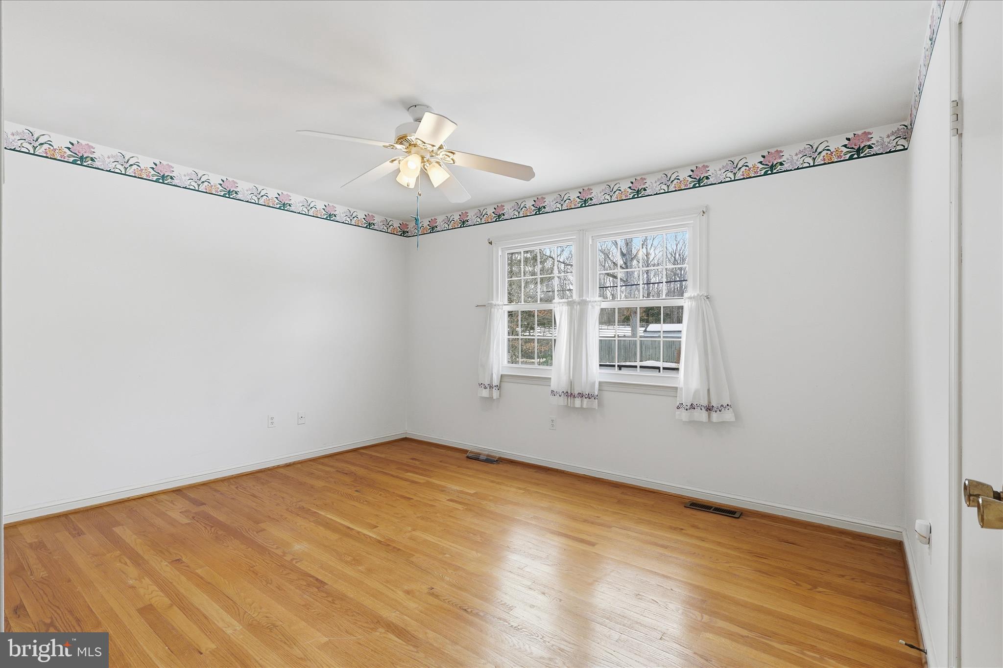 CLIFTON WOODS - Residential