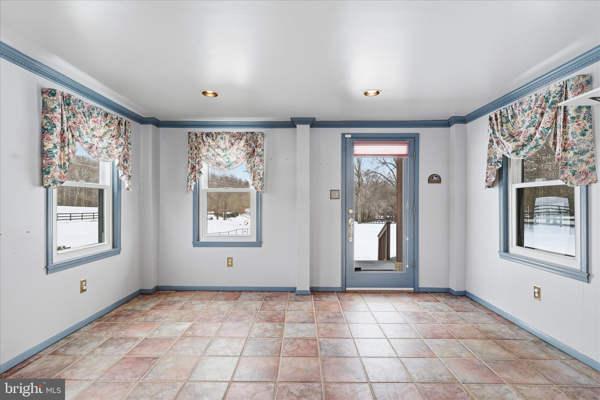 CLIFTON WOODS - Residential