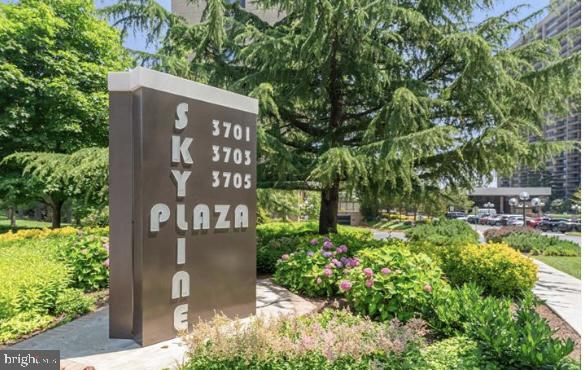 SKYLINE PLAZA - Residential