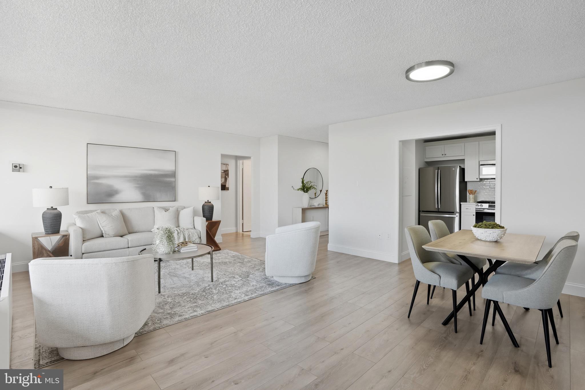 SKYLINE PLAZA - Residential