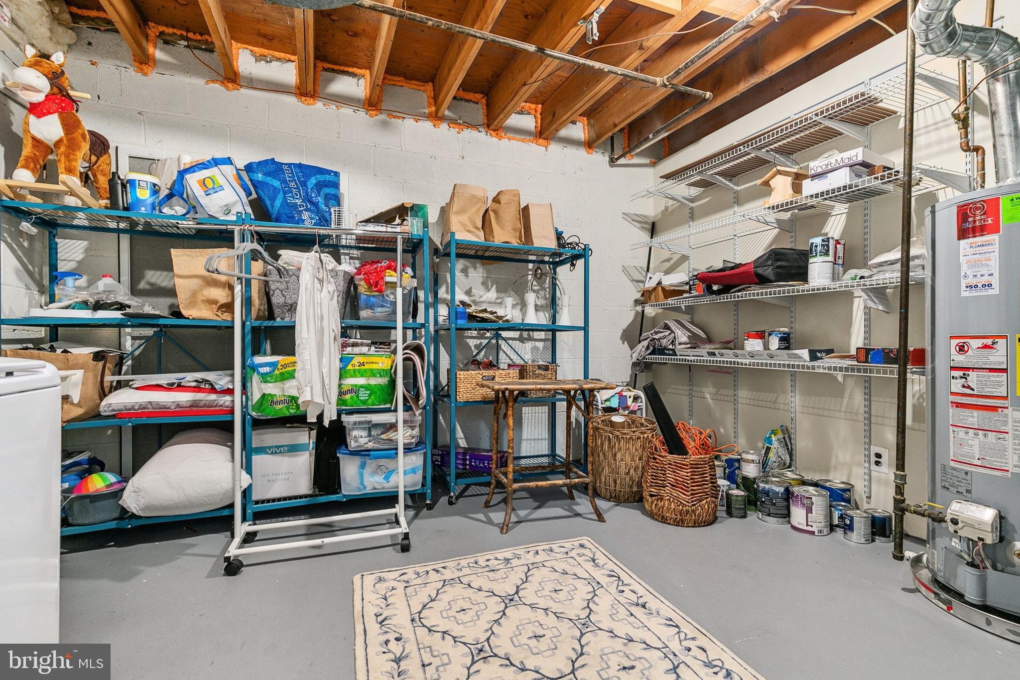 POOKS HILL - Residential