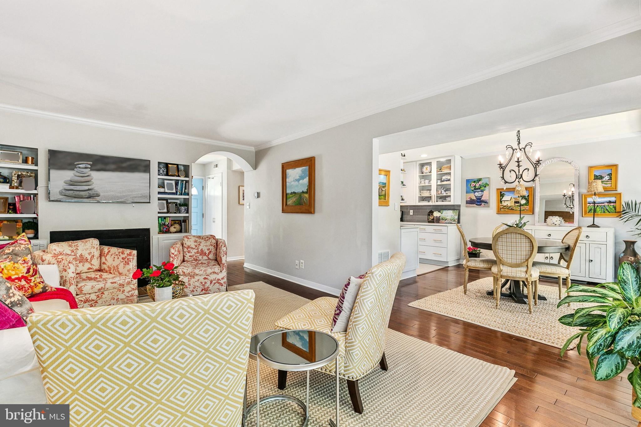 POOKS HILL - Residential