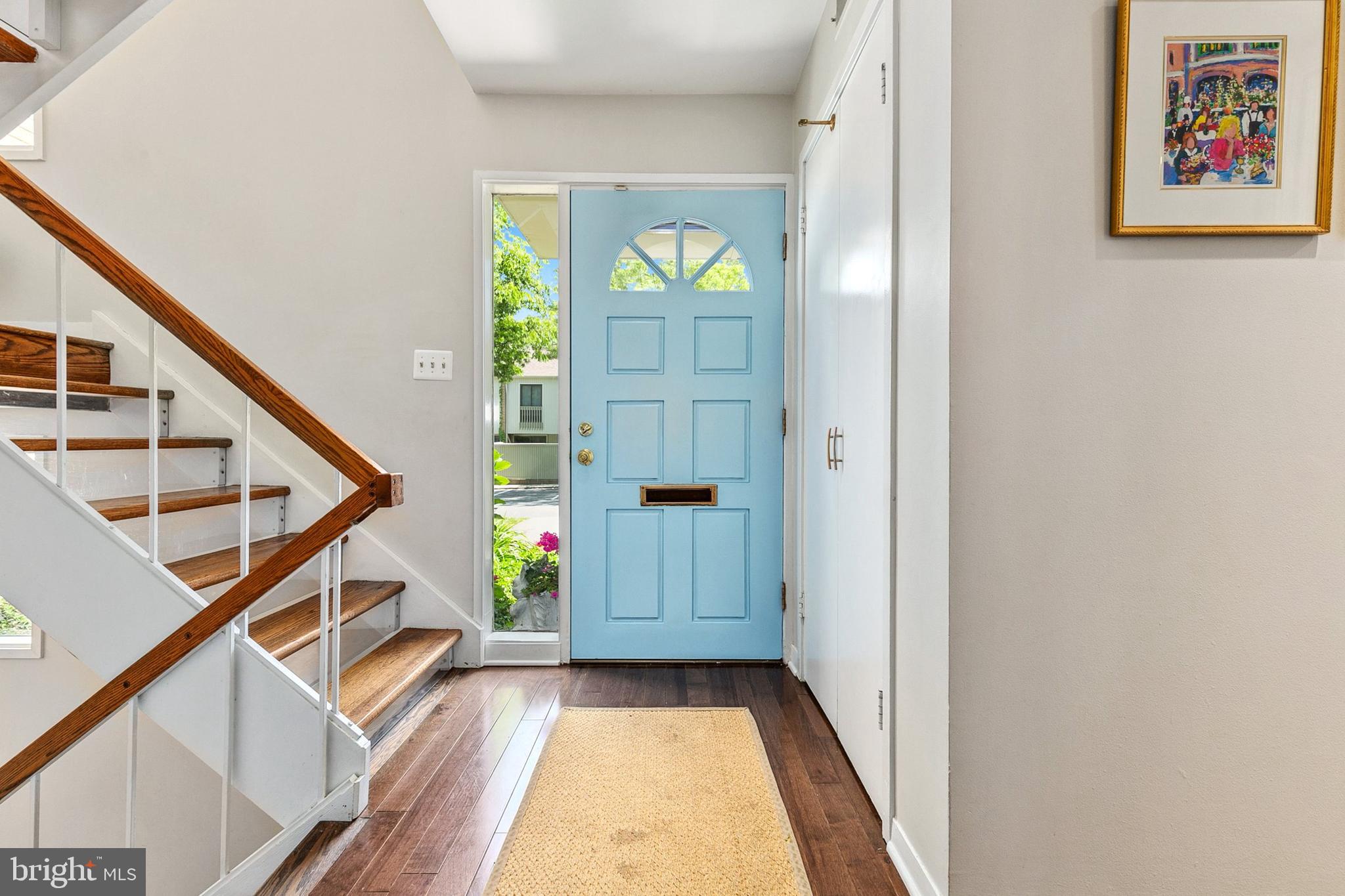 POOKS HILL - Residential