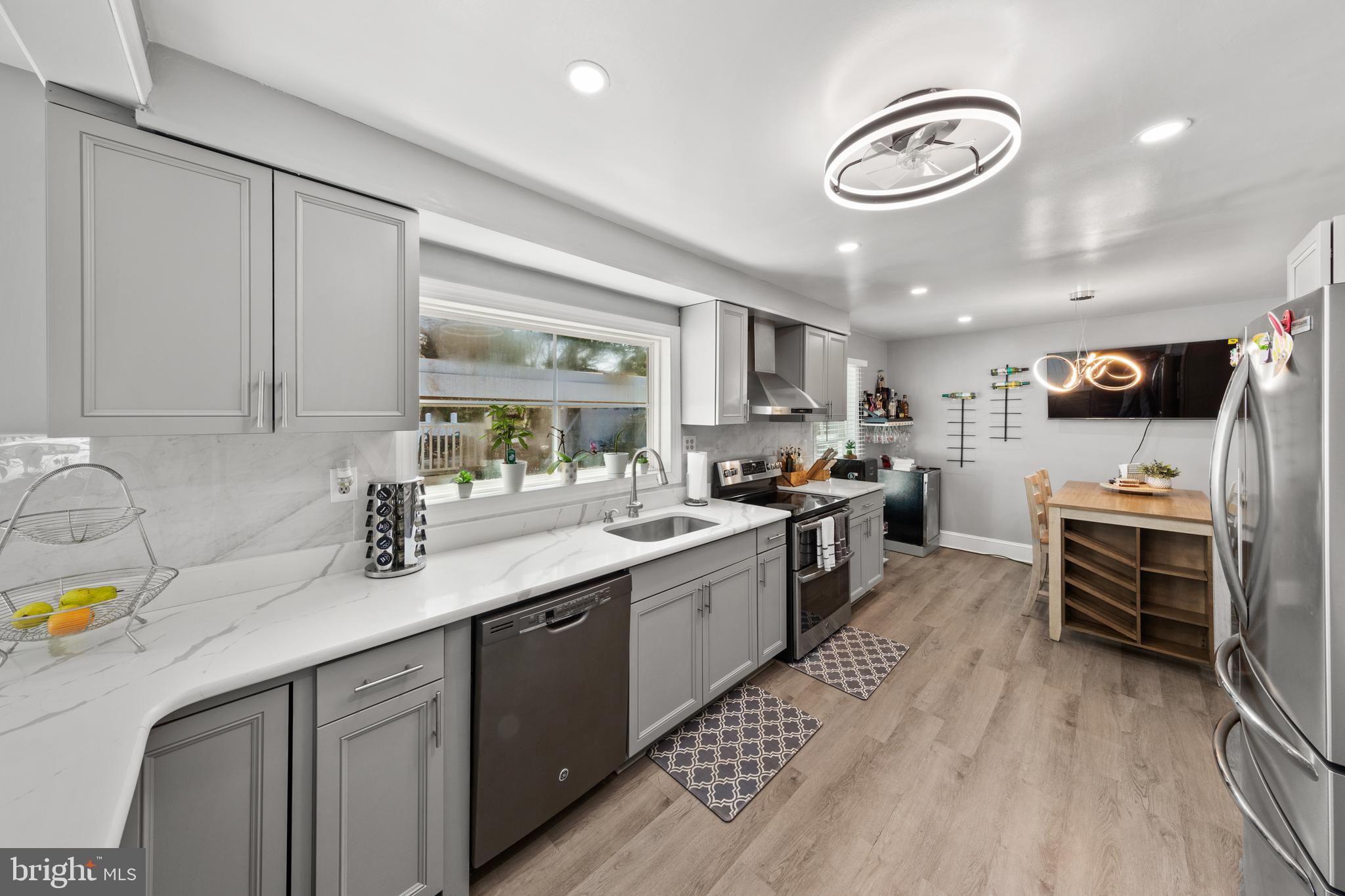 FAIRFIELD - Residential