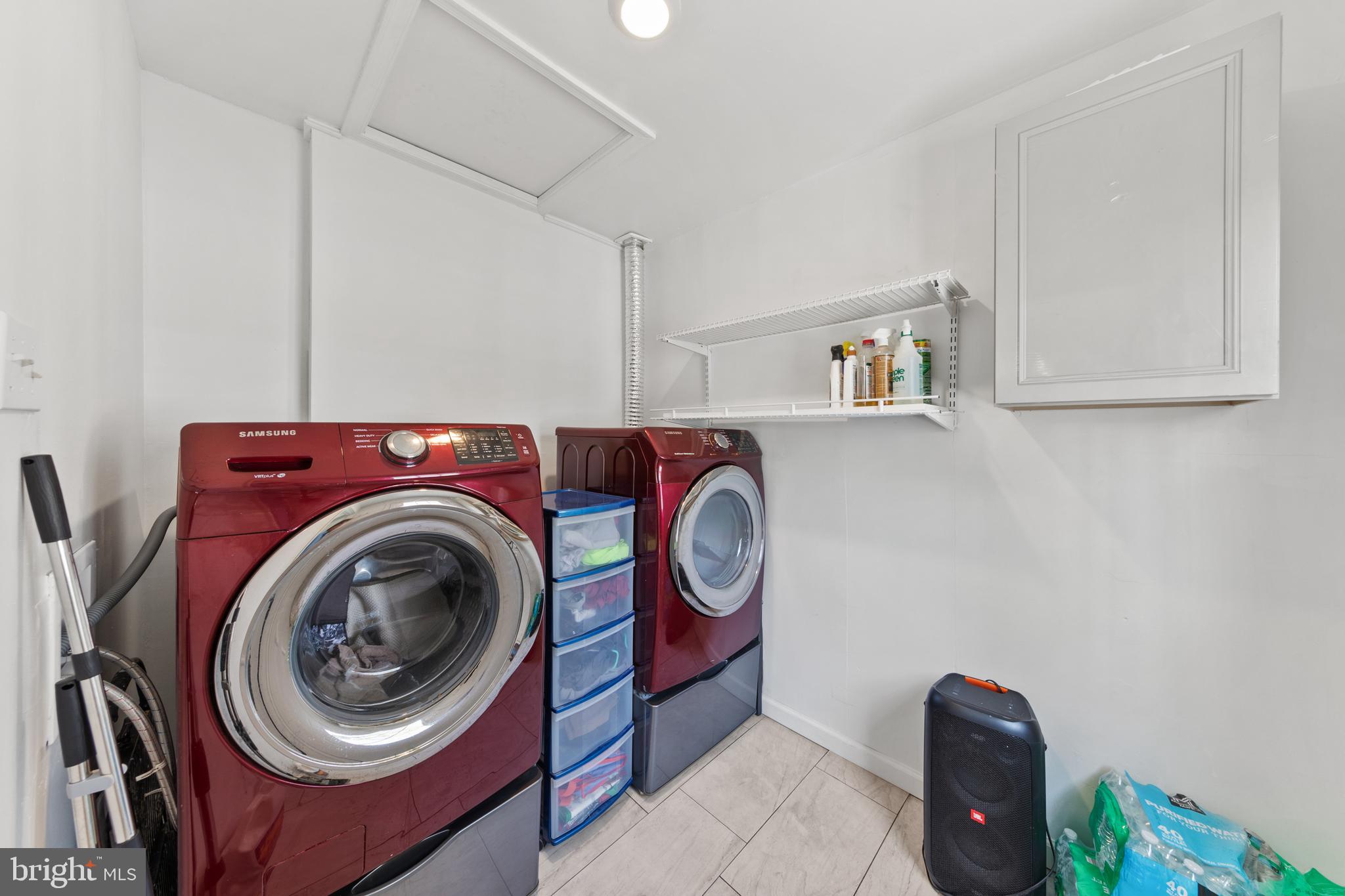 FAIRFIELD - Residential