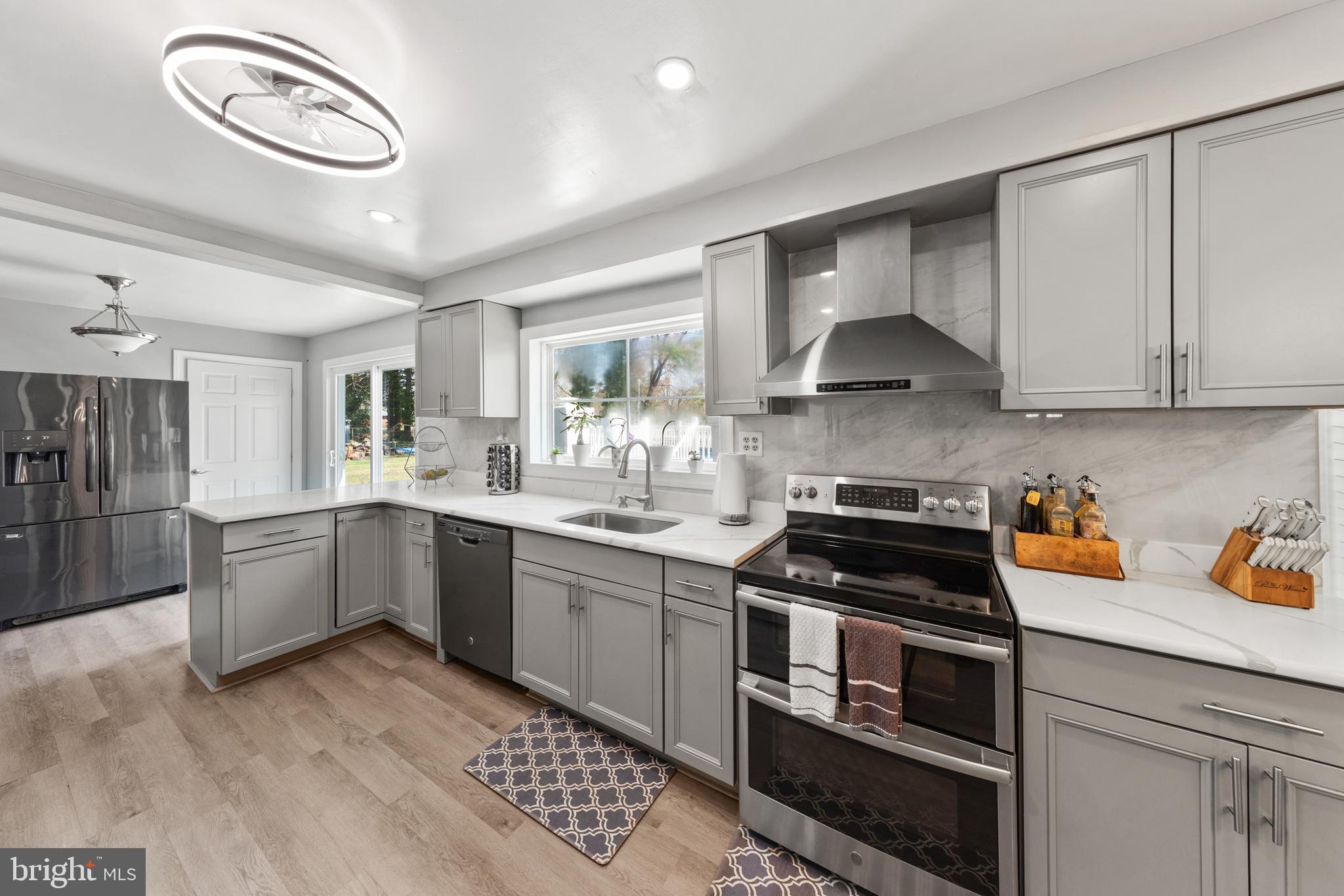 FAIRFIELD - Residential