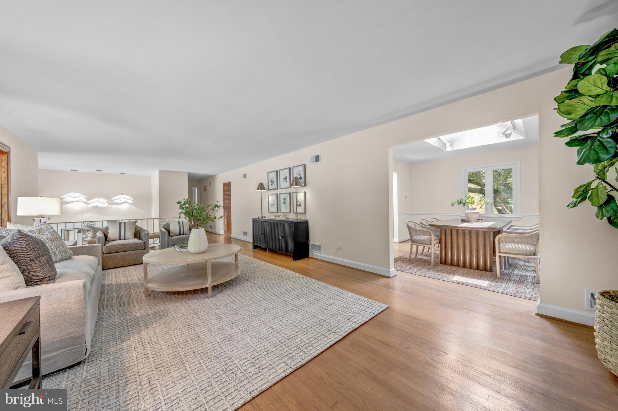 BELLEVUE FOREST - Residential