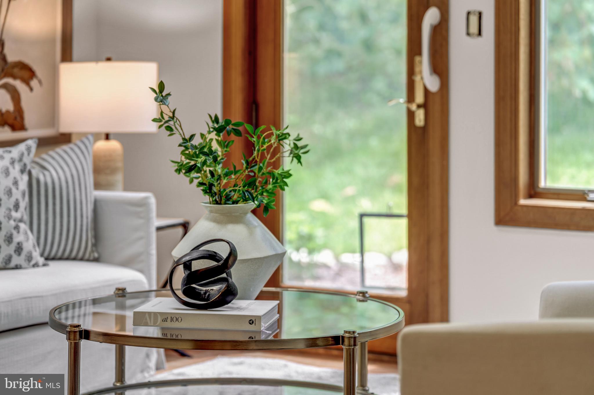 BELLEVUE FOREST - Residential
