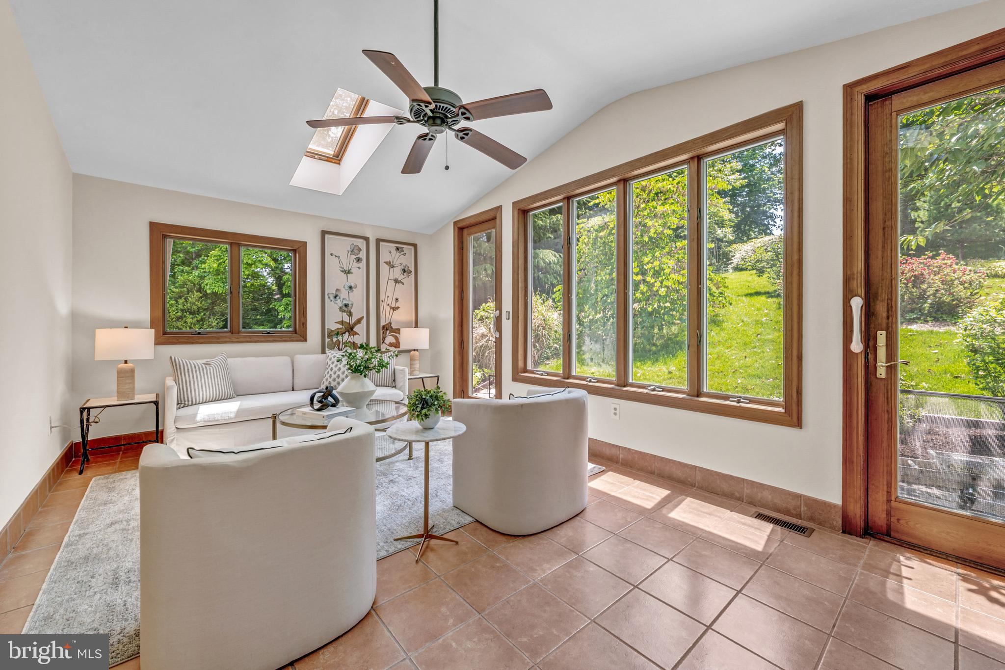 BELLEVUE FOREST - Residential