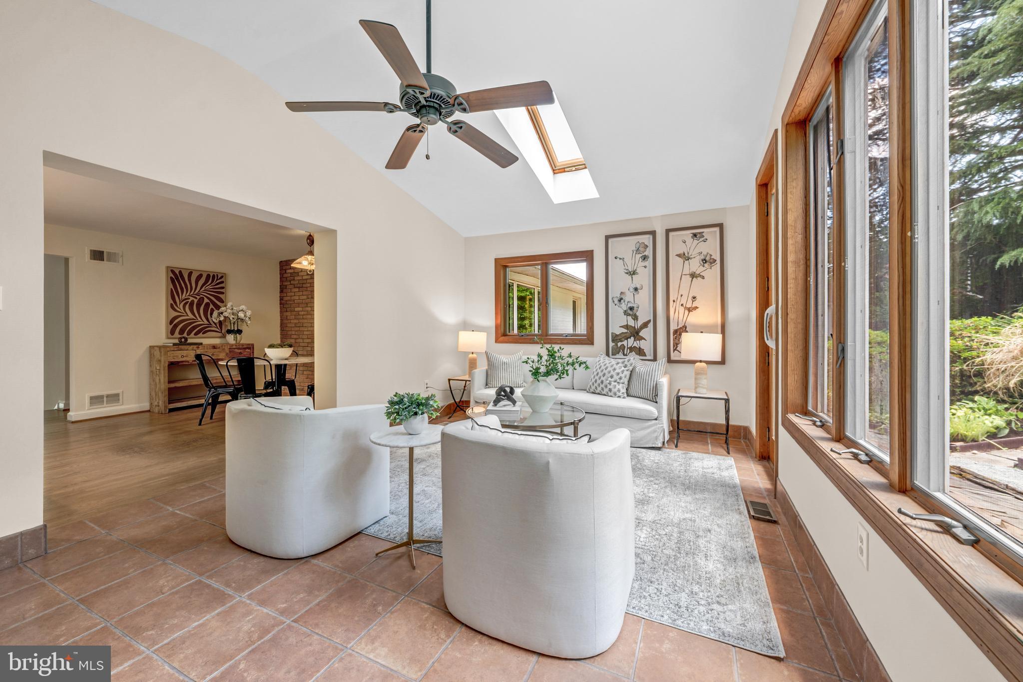 BELLEVUE FOREST - Residential