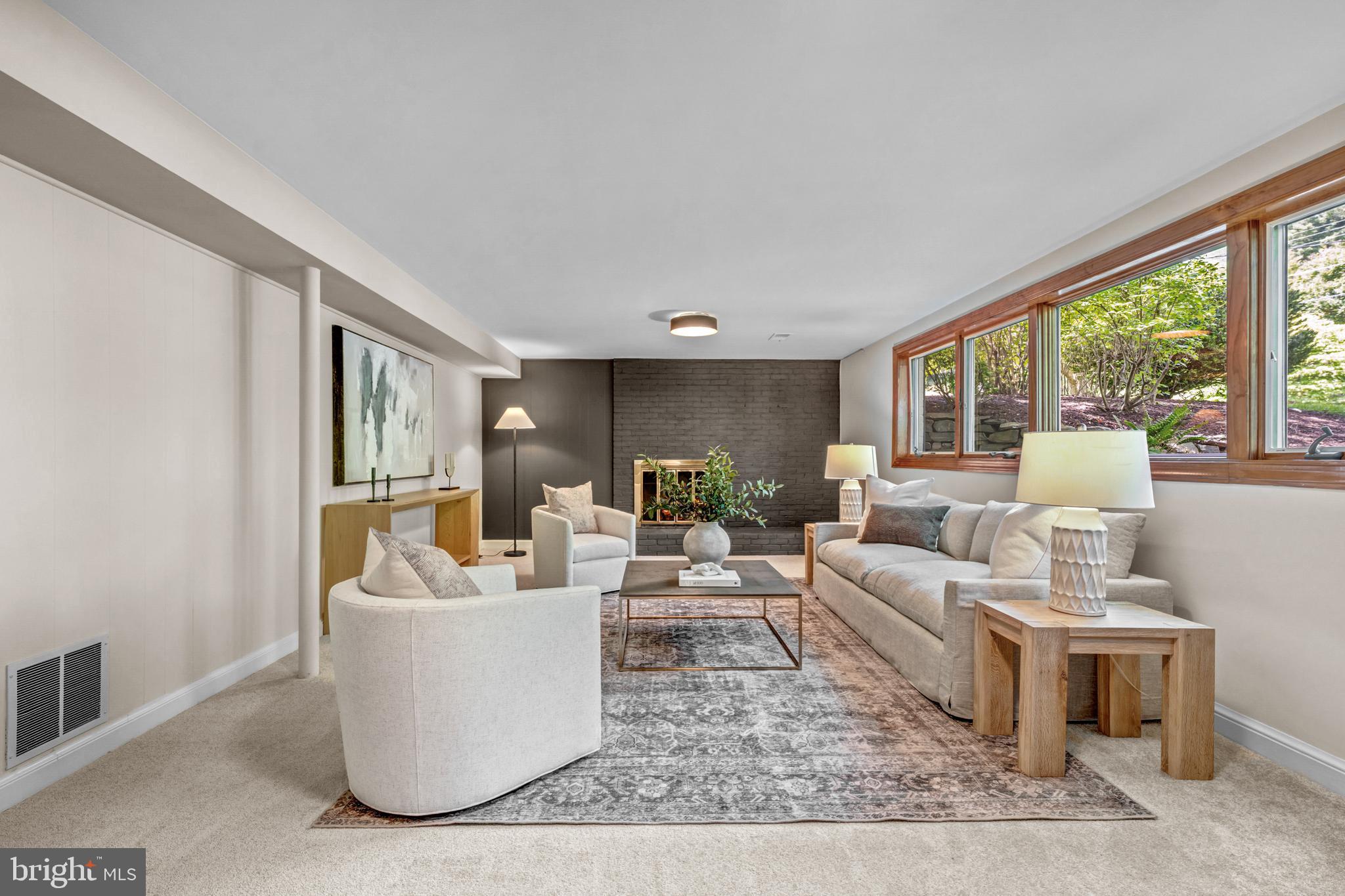 BELLEVUE FOREST - Residential