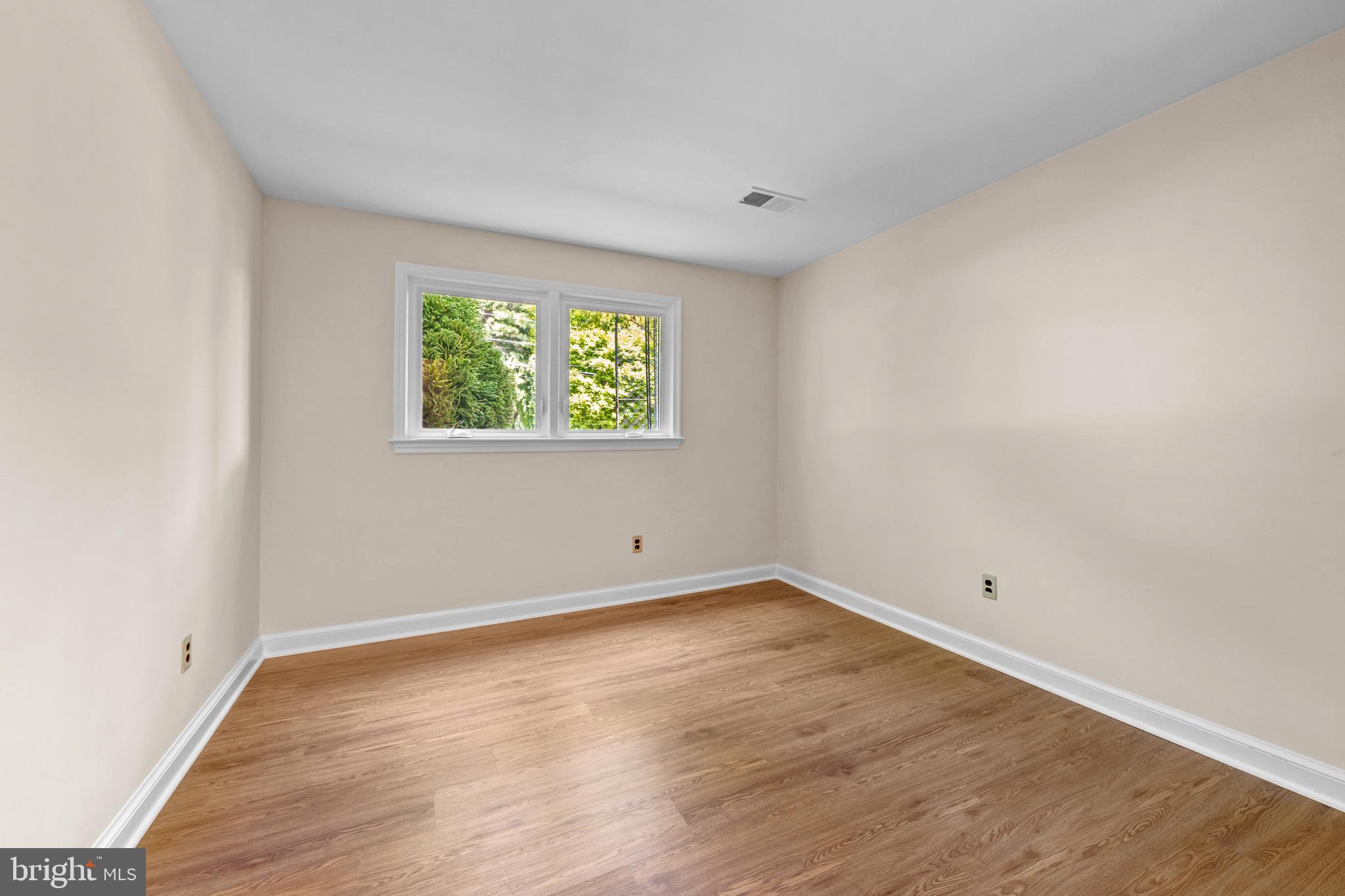 BELLEVUE FOREST - Residential
