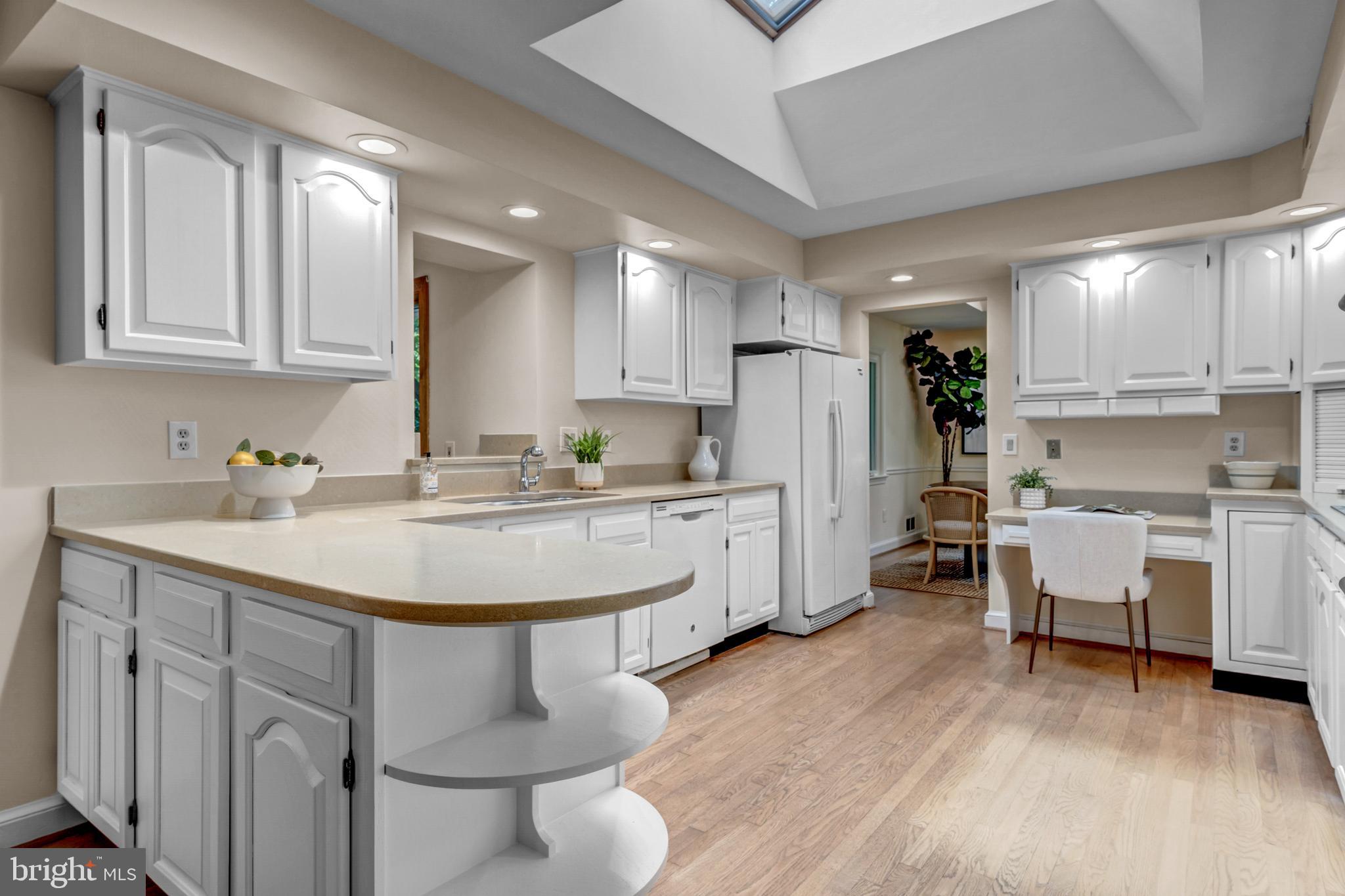 BELLEVUE FOREST - Residential