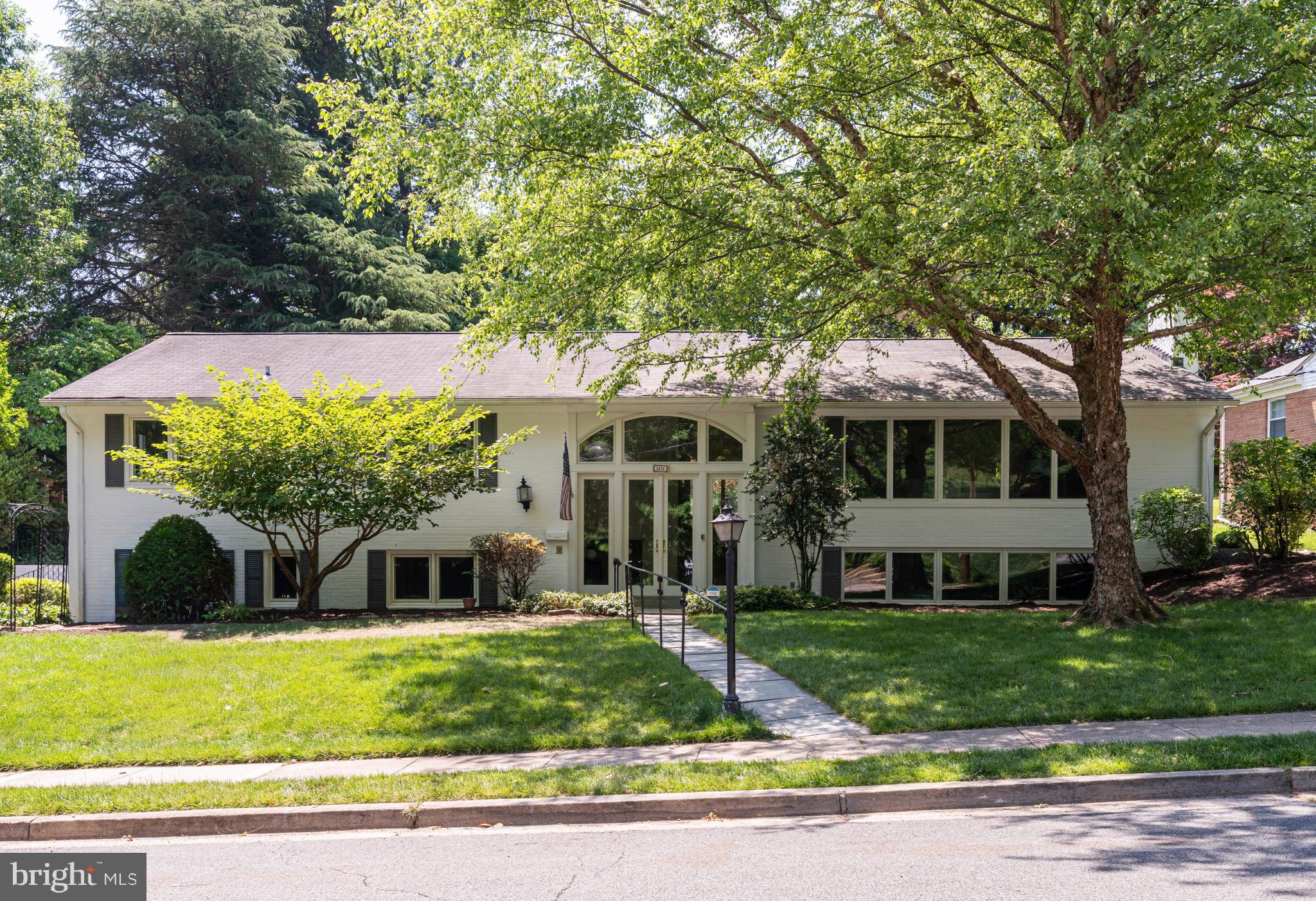 BELLEVUE FOREST - Residential