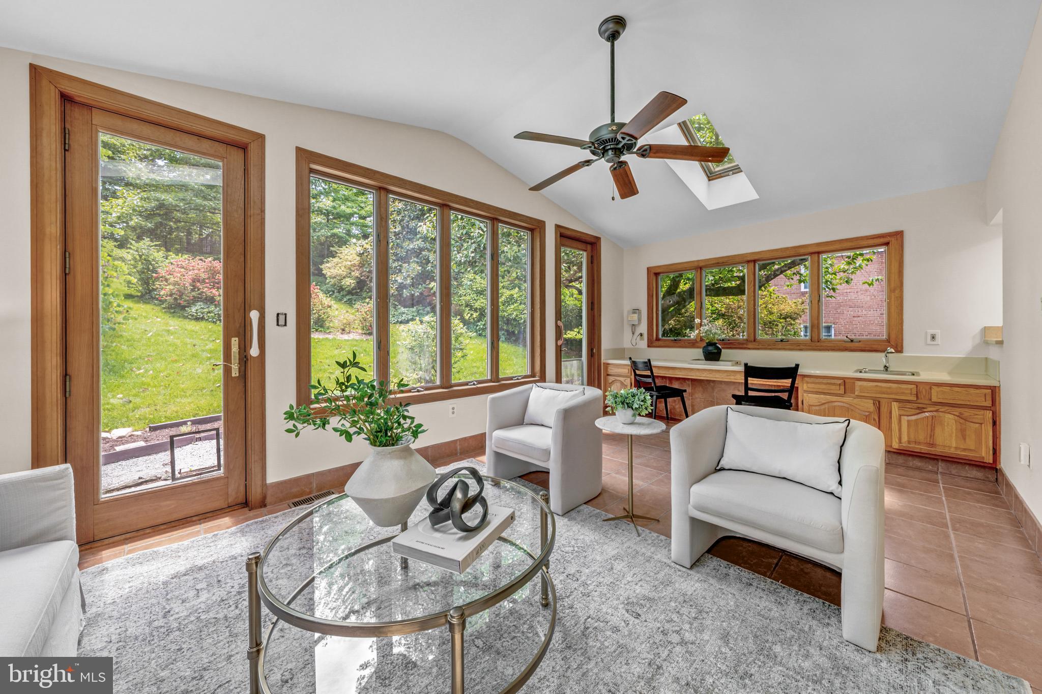 BELLEVUE FOREST - Residential