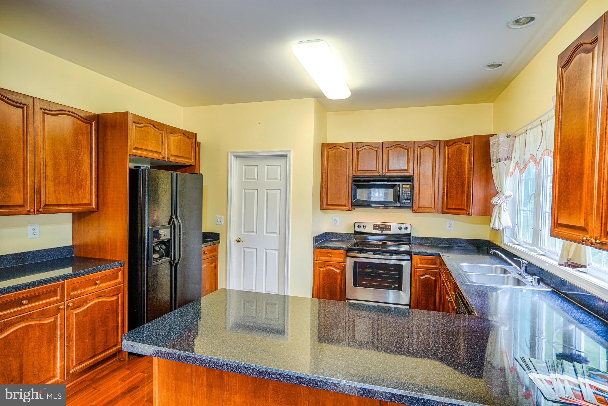 ELM FARM ESTATES - Residential