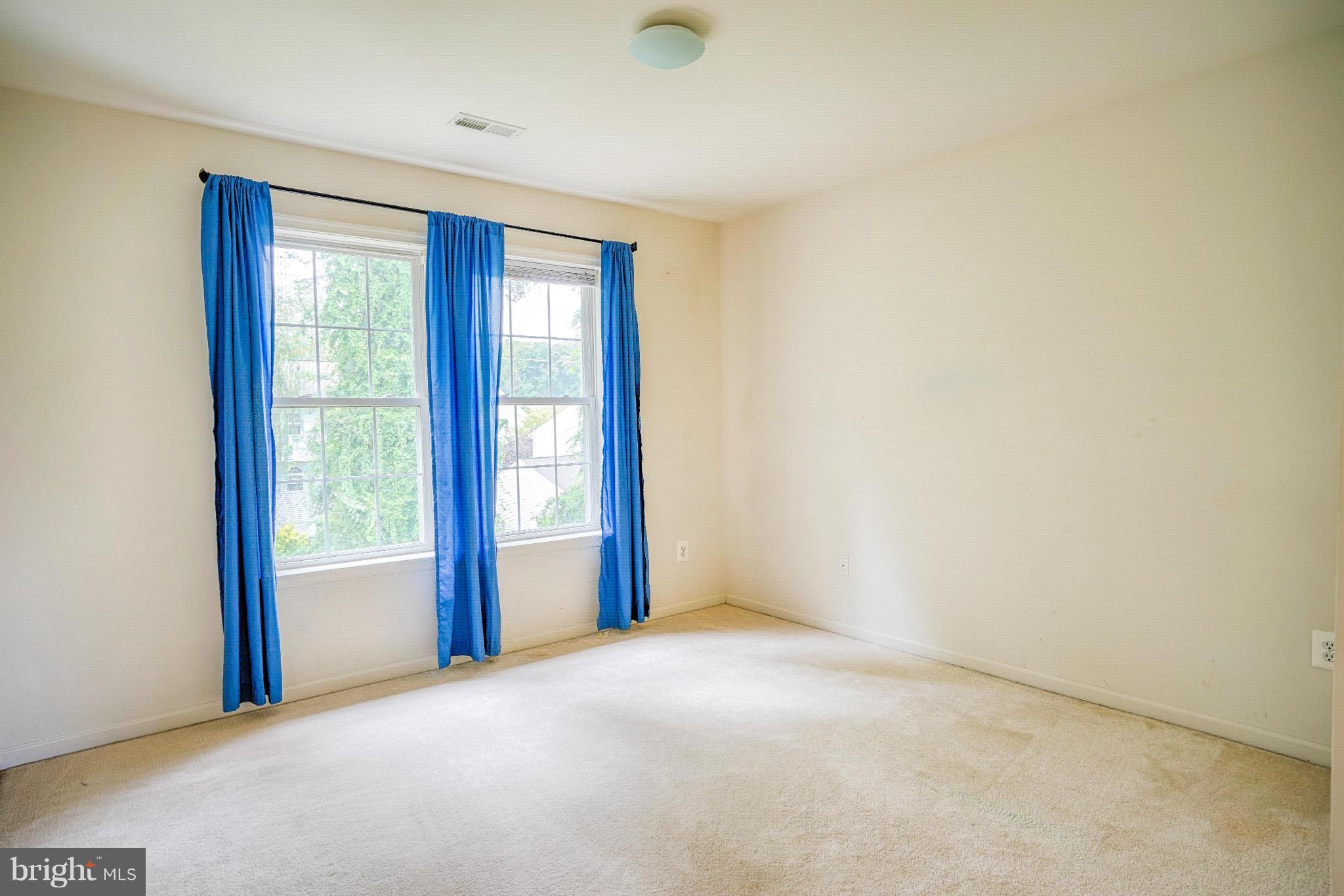 ELM FARM ESTATES - Residential