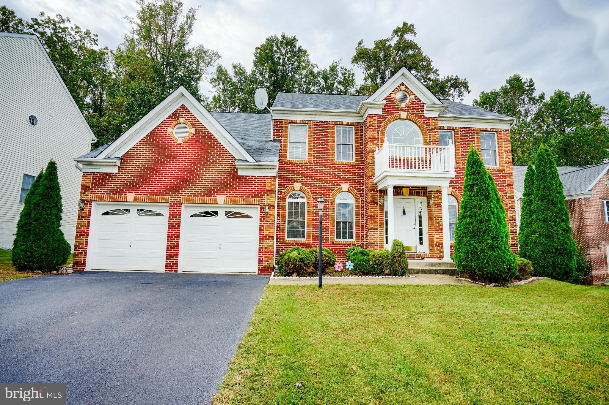 ELM FARM ESTATES - Residential