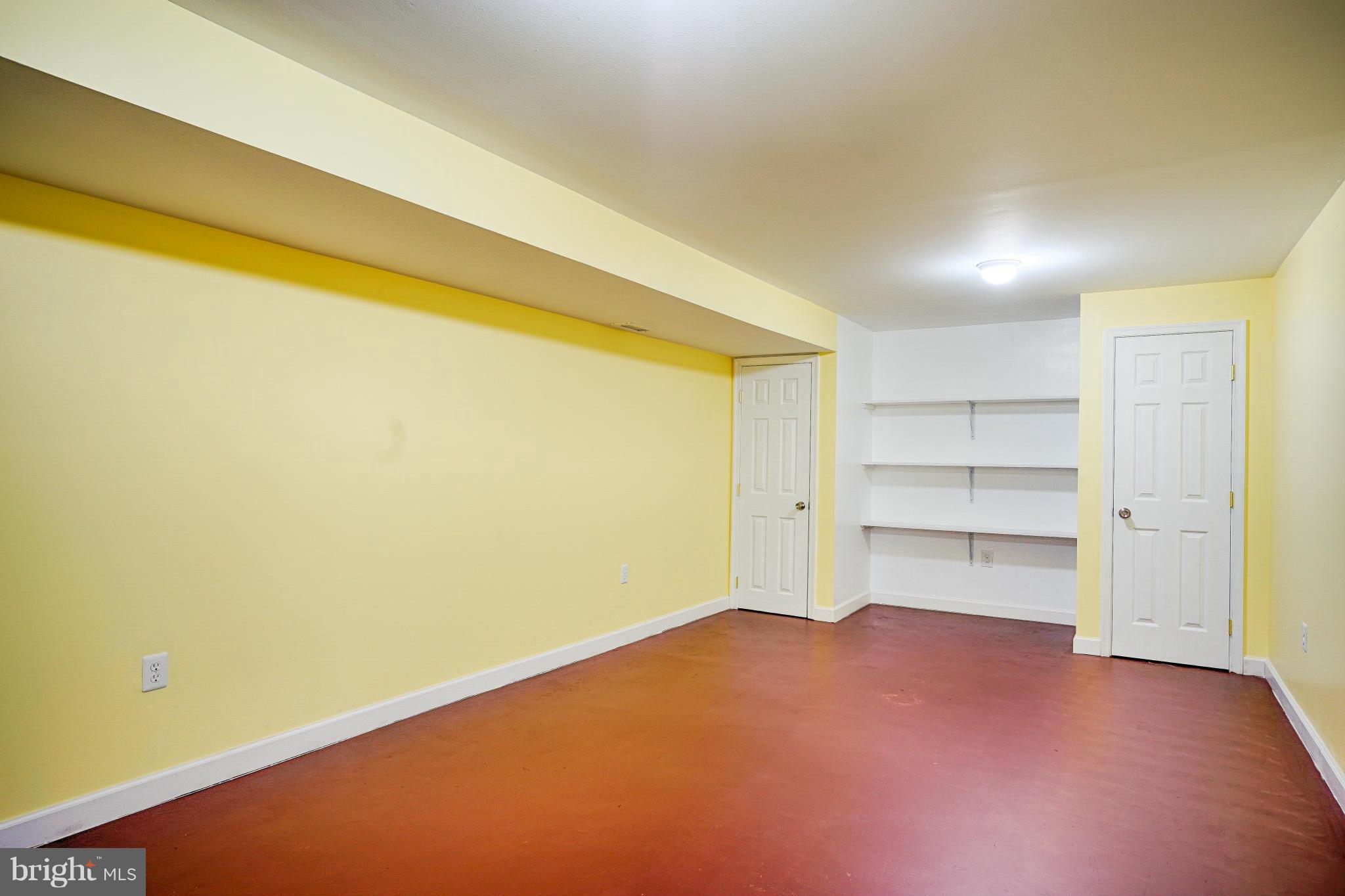 ELM FARM ESTATES - Residential