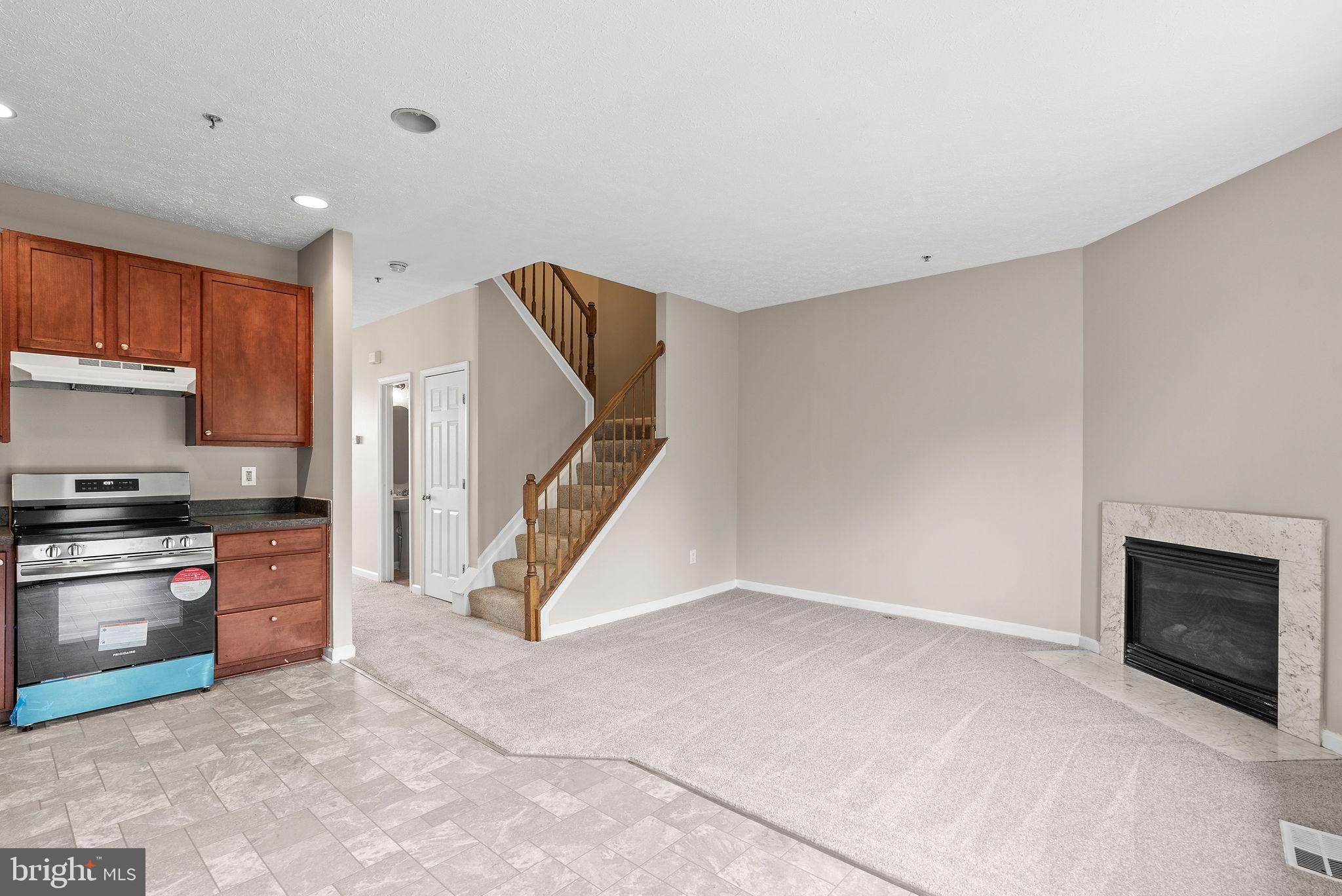 MIRAMAR LANDING - Residential