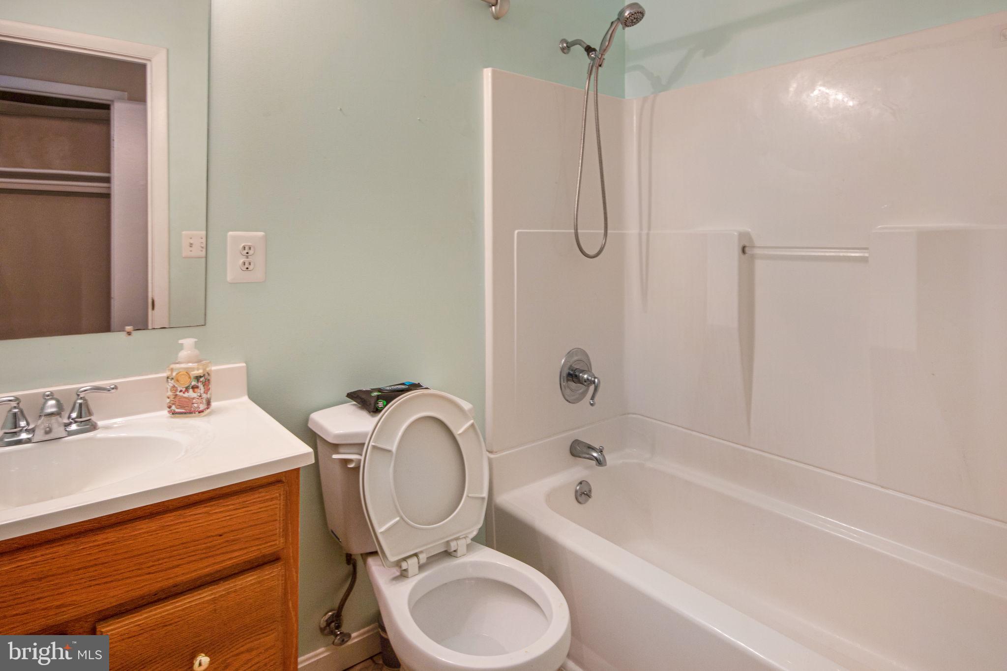 DALE CITY - Residential