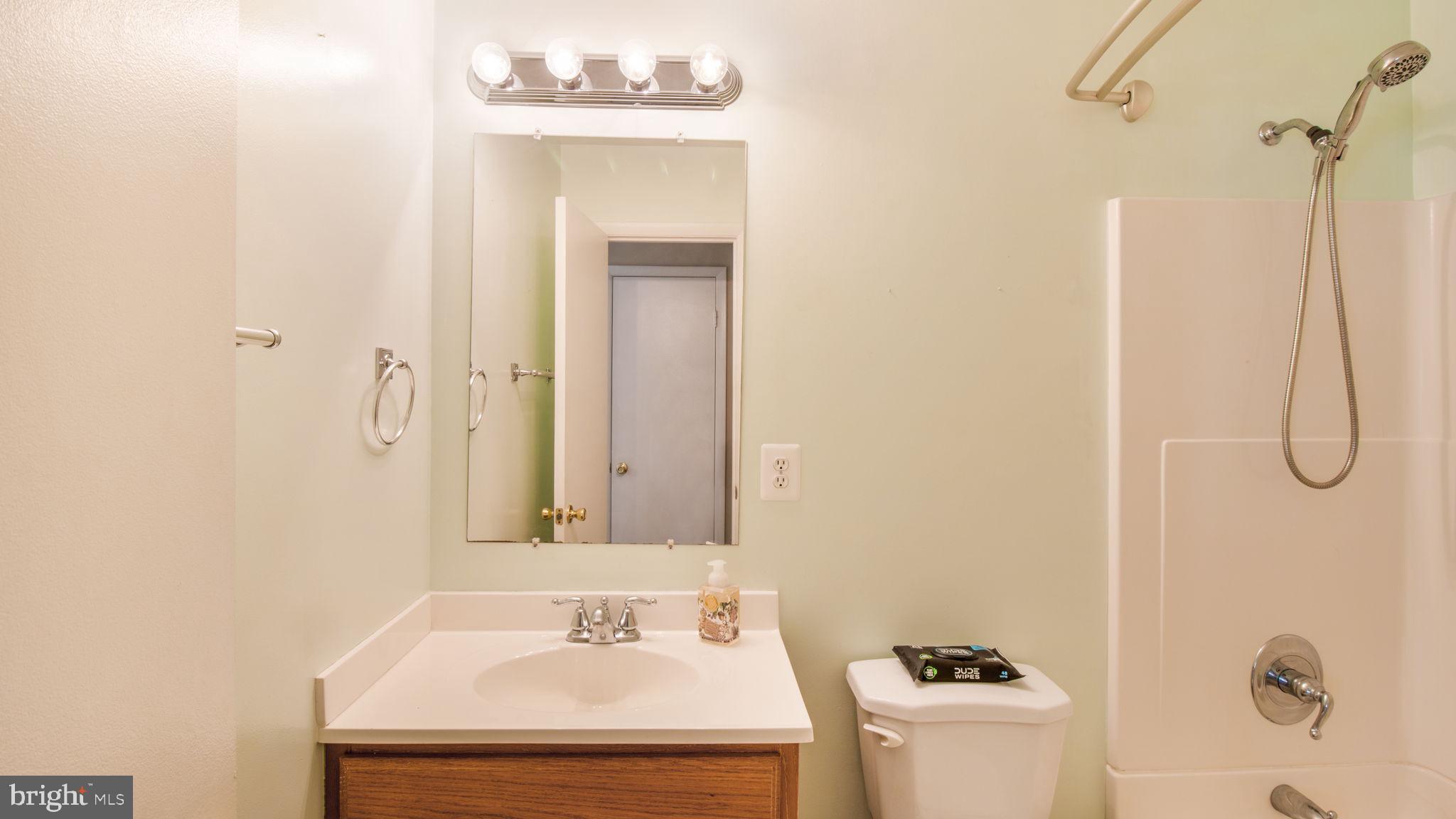 DALE CITY - Residential