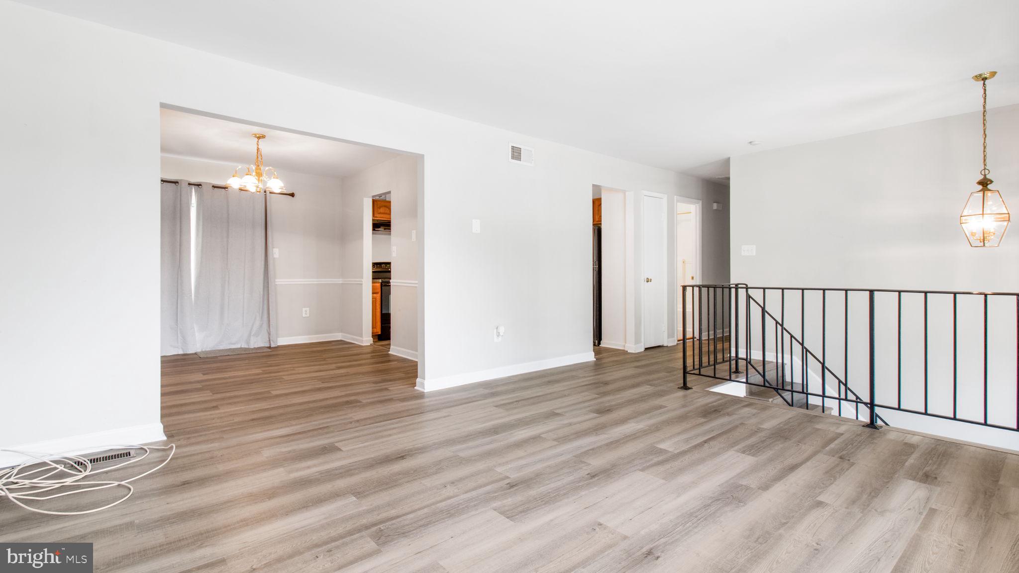 DALE CITY - Residential