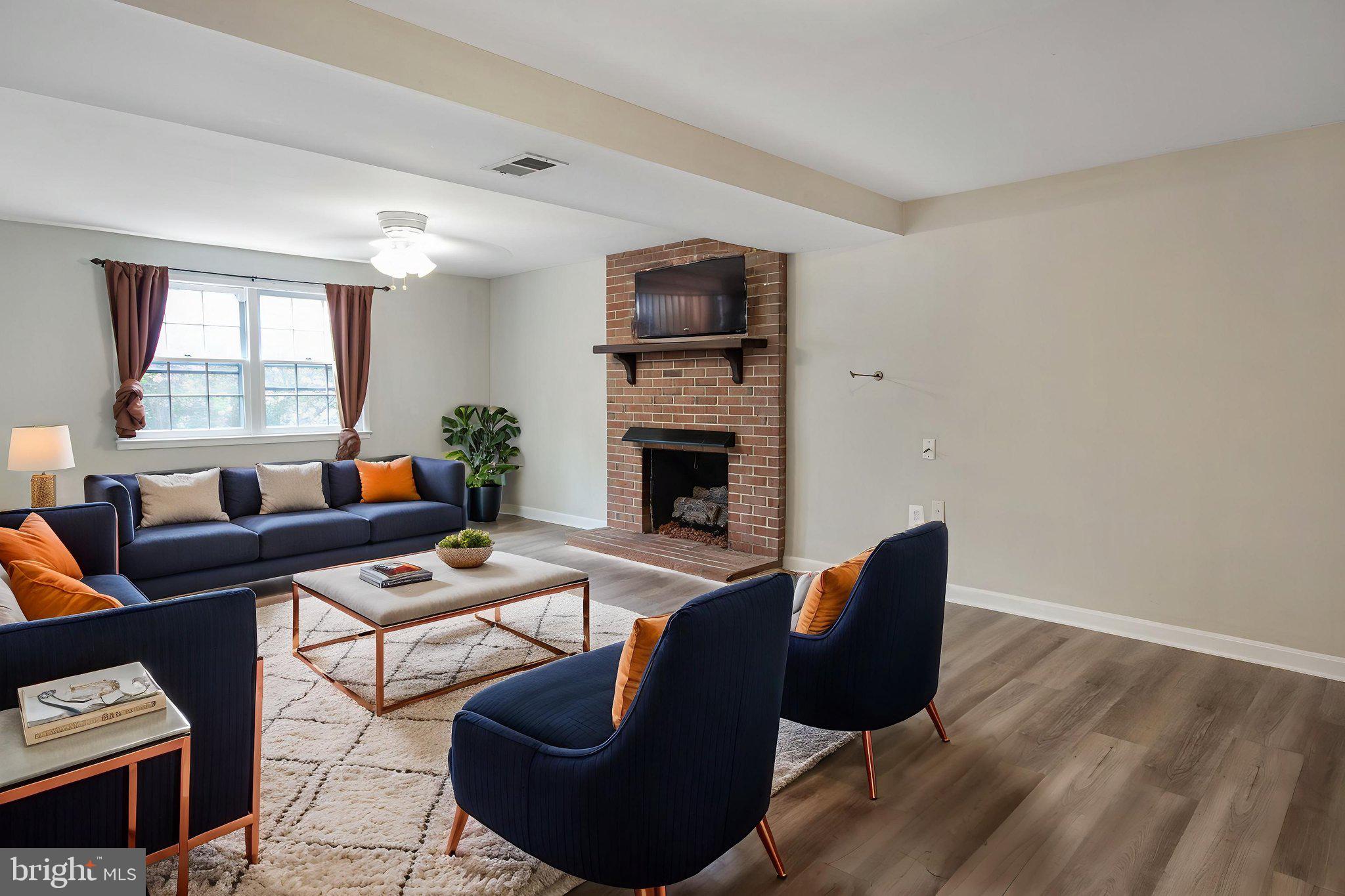 DALE CITY - Residential