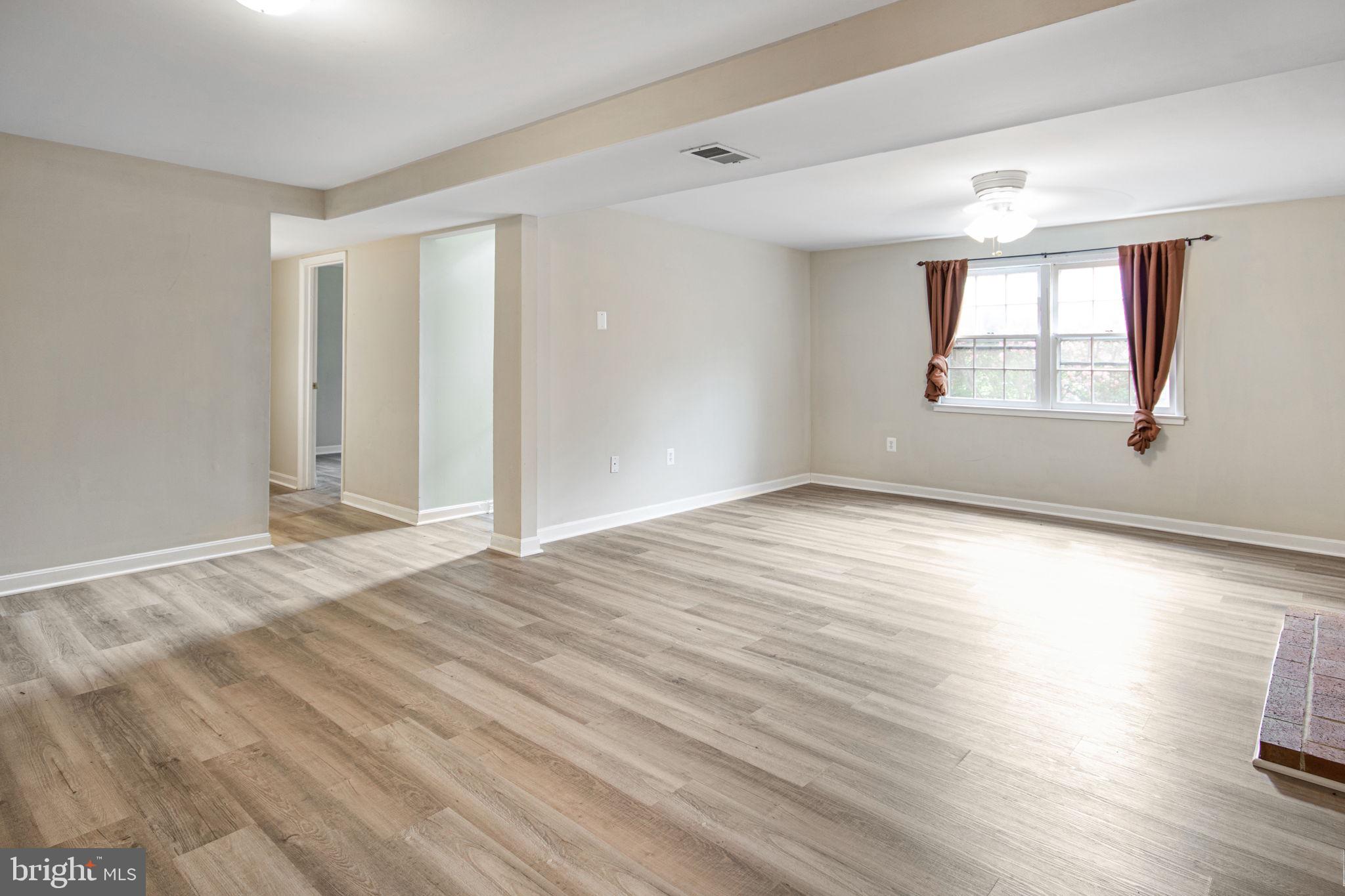 DALE CITY - Residential