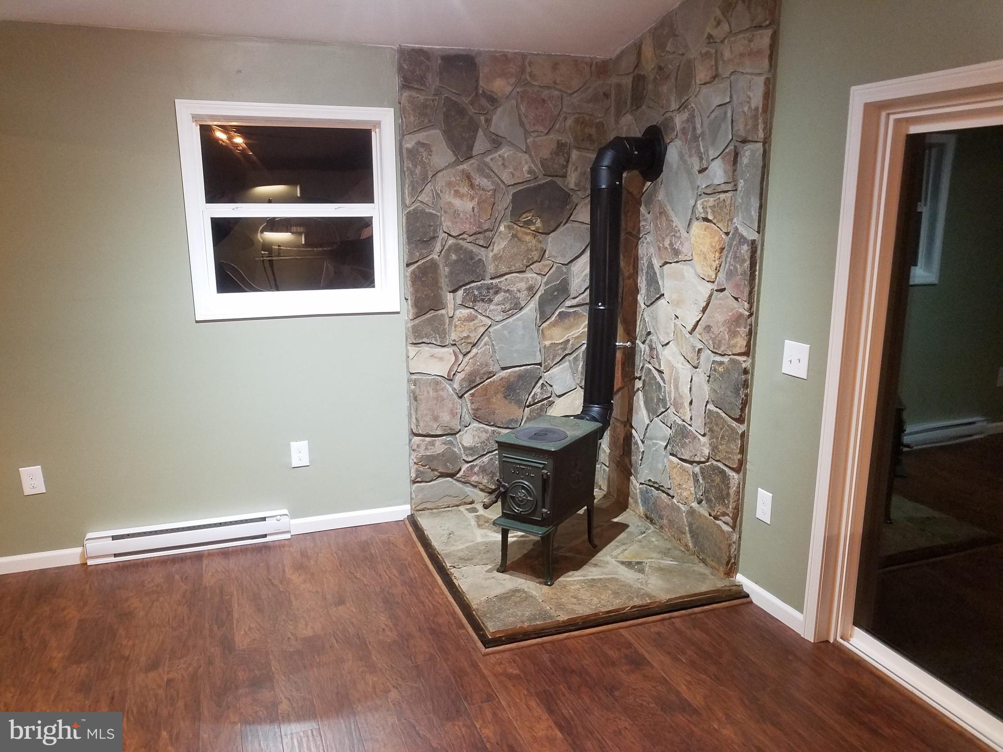 COON HOLLOW - Residential