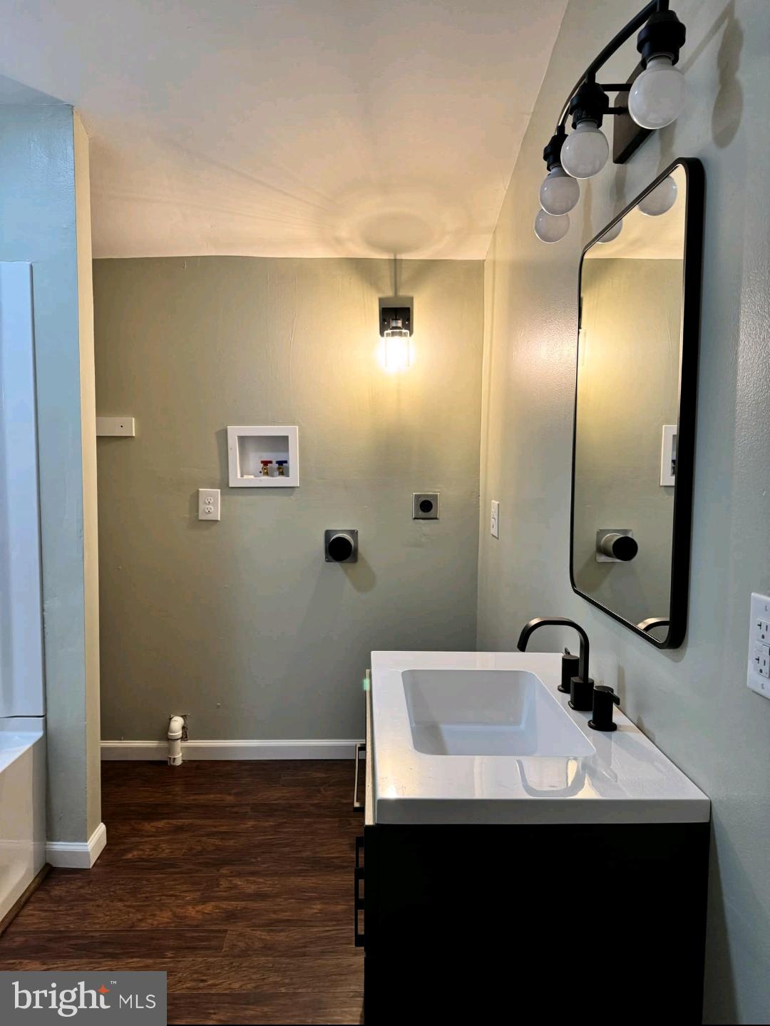 COON HOLLOW - Residential