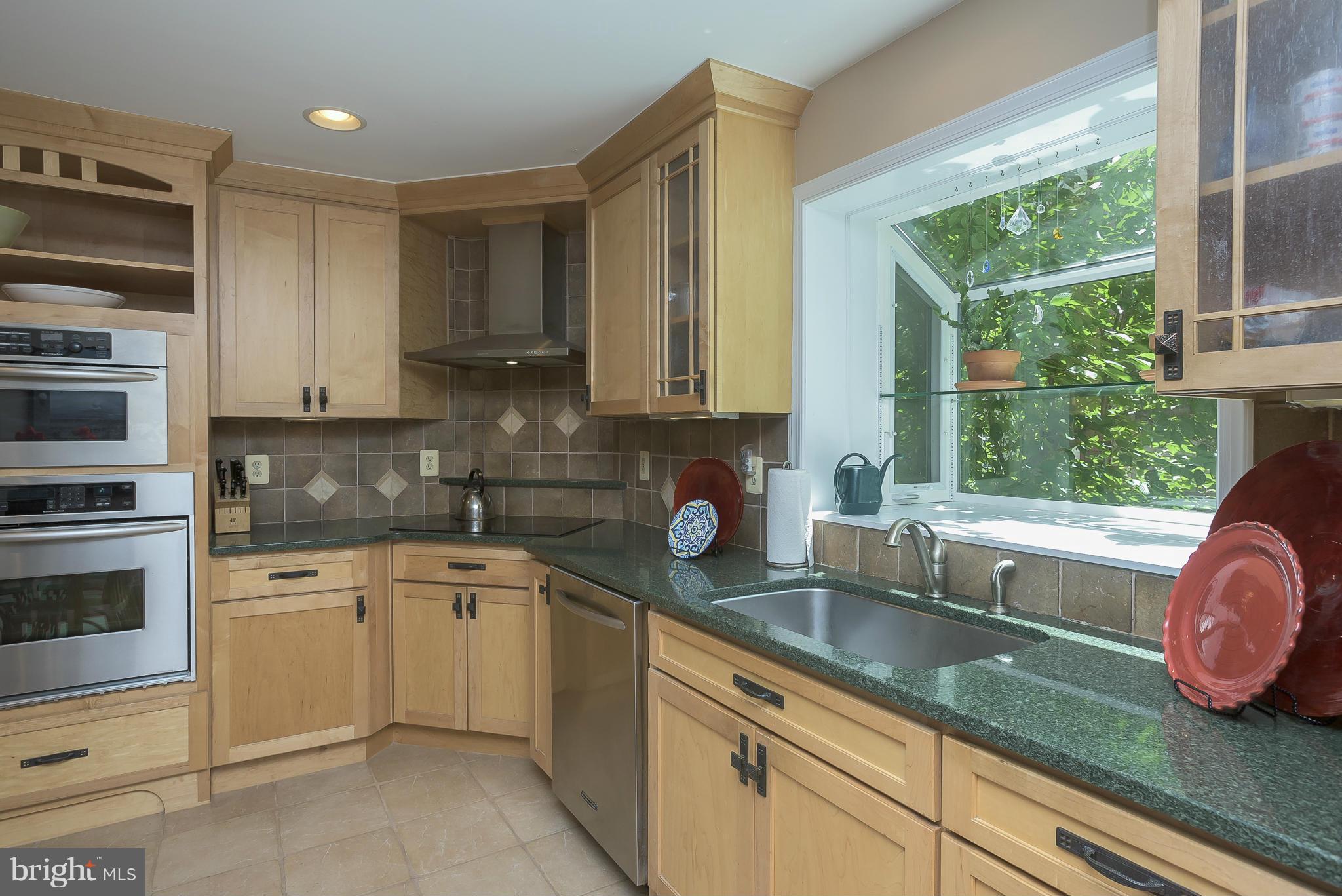 VILLAGE OF HICKORY RIDGE - Residential