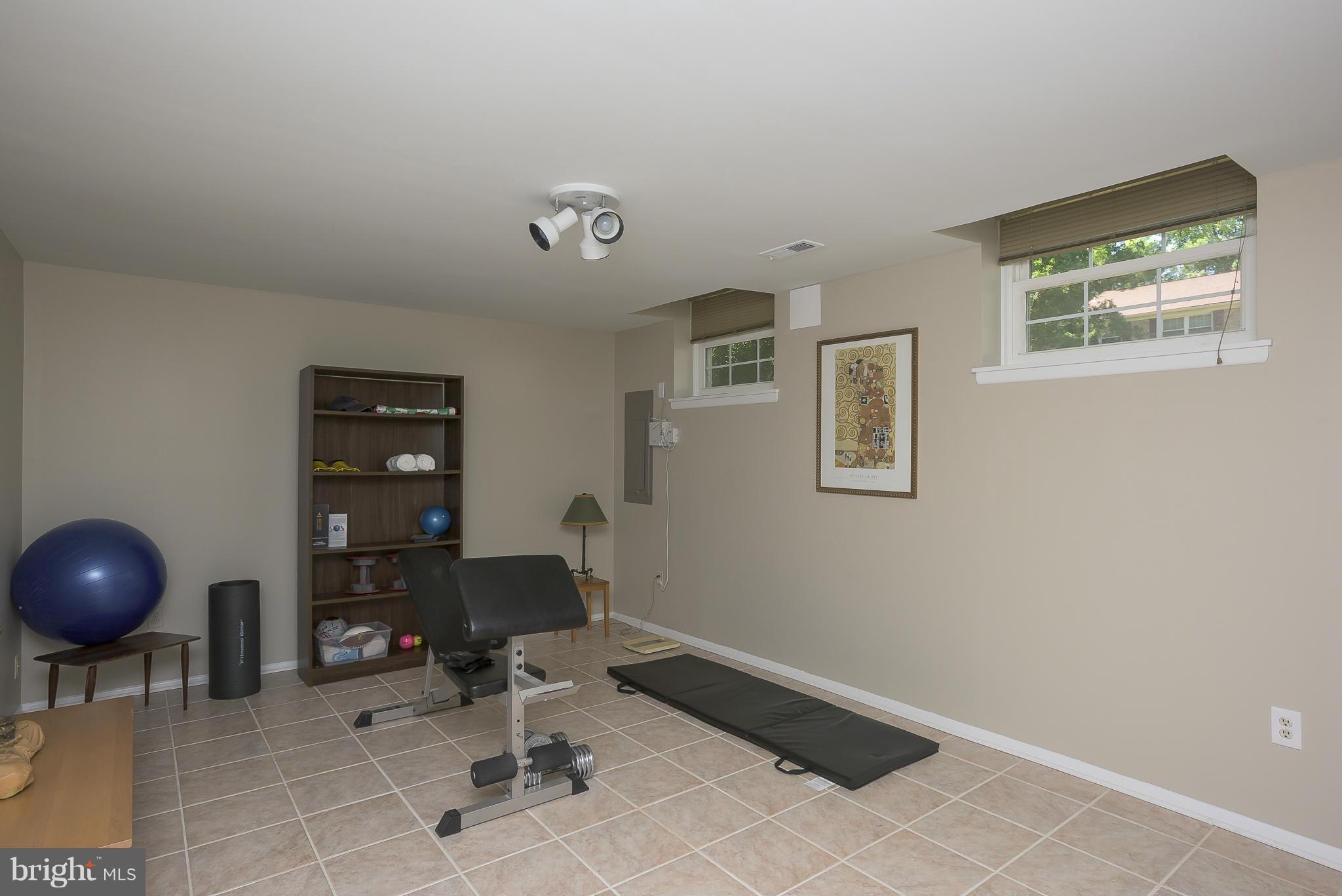 VILLAGE OF HICKORY RIDGE - Residential