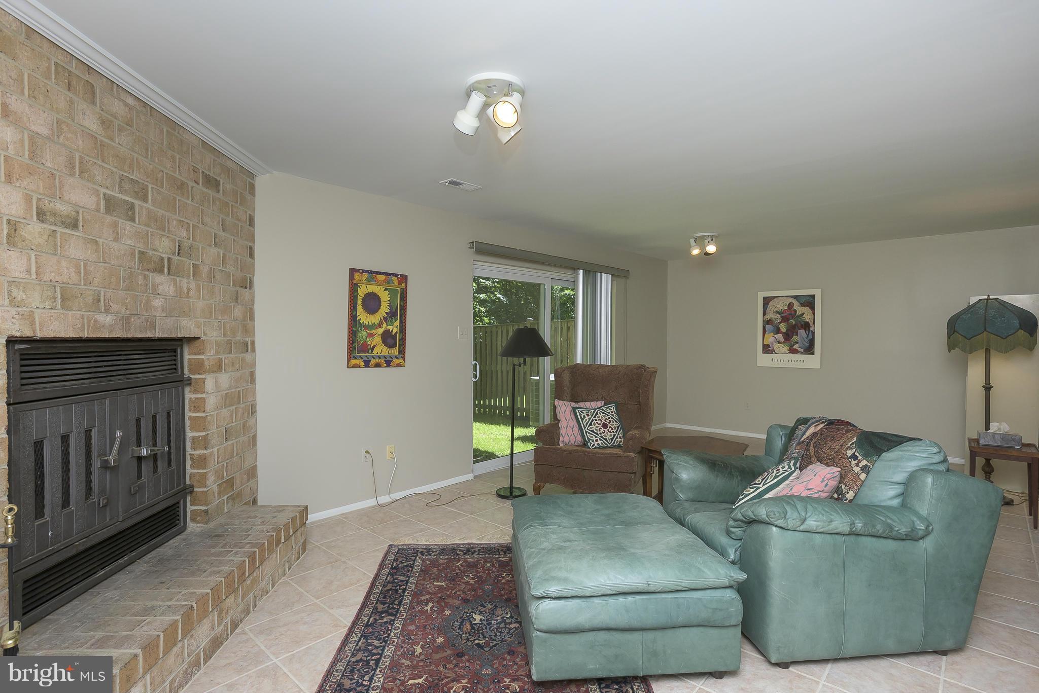 VILLAGE OF HICKORY RIDGE - Residential