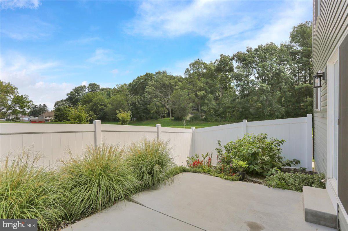 116 MEADOWS BEND