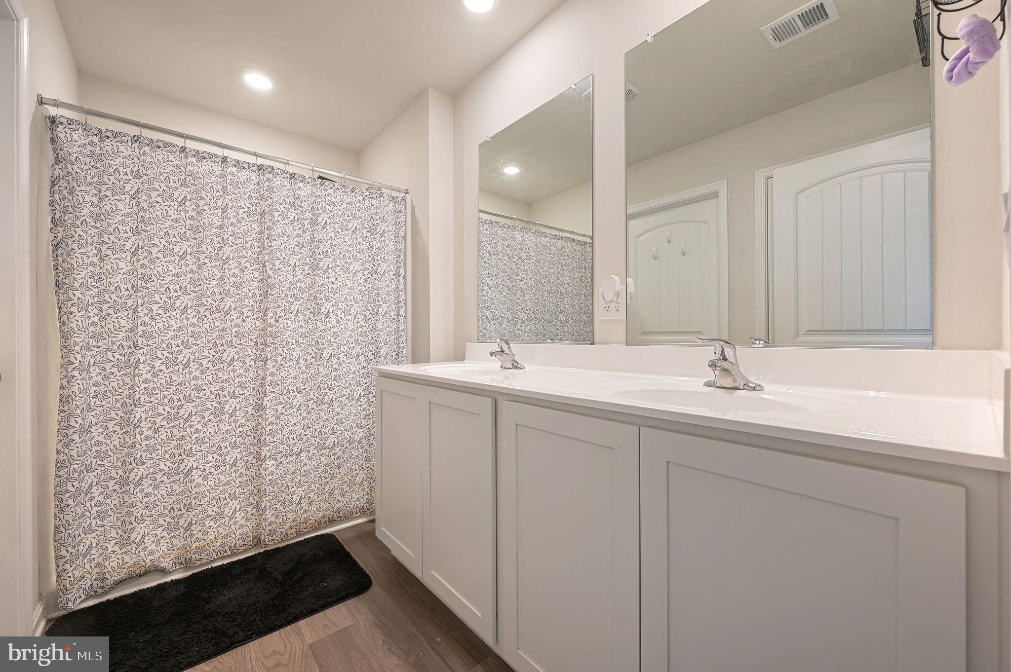 LOGANBERRY VILLAGE - Residential