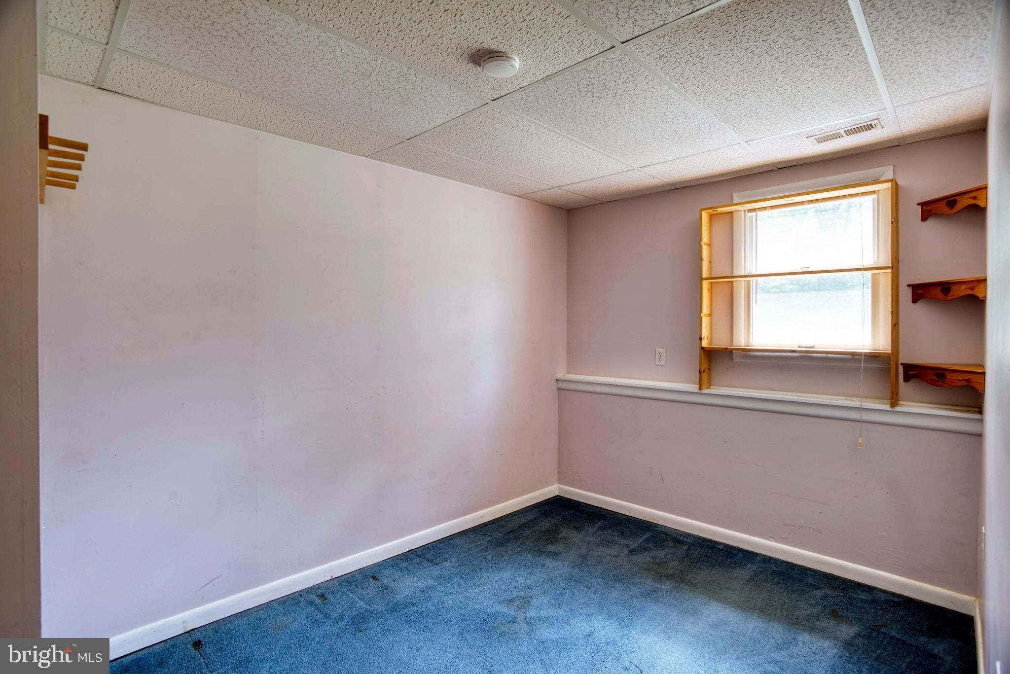 LEACHBURG - Residential