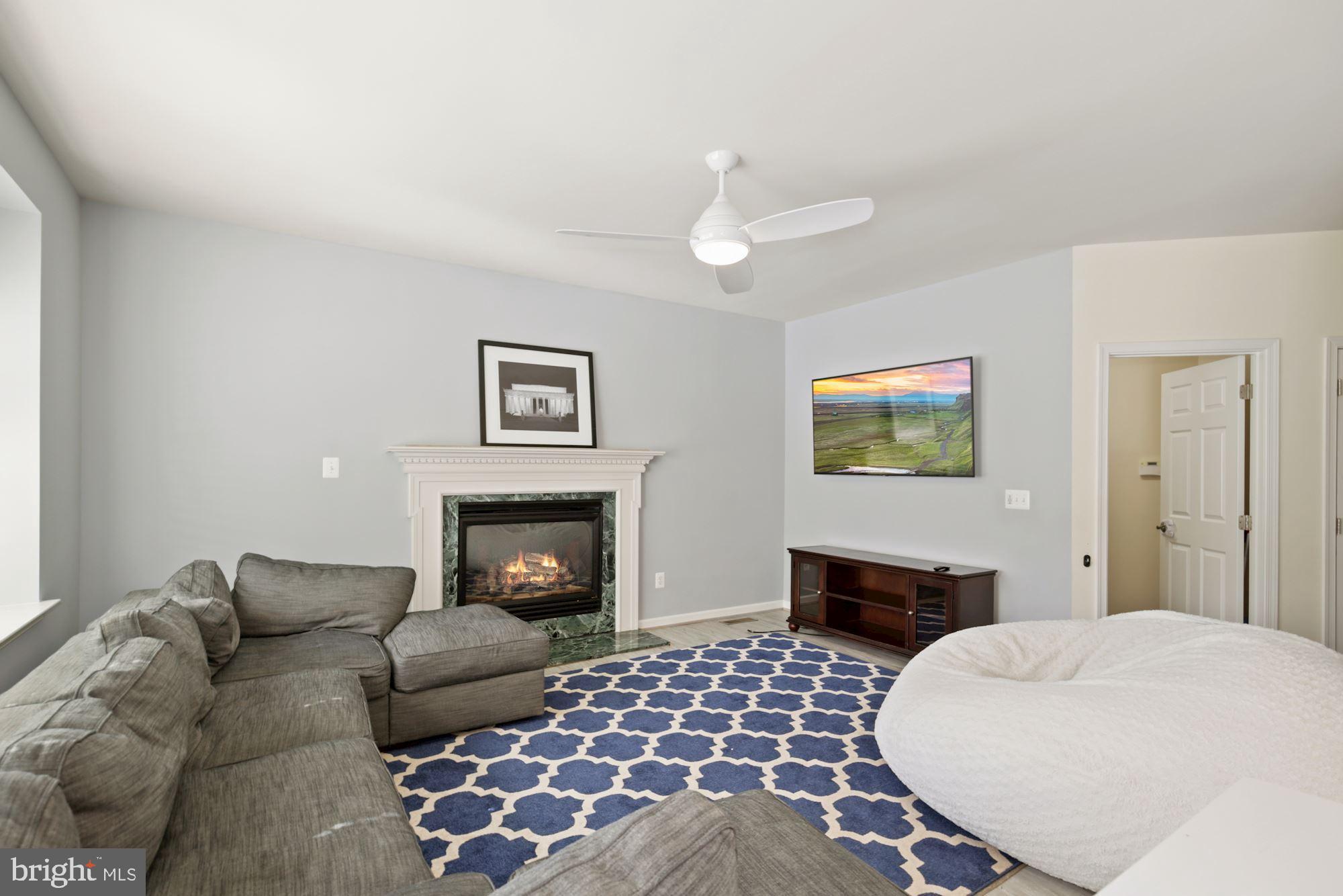 DOMINION VALLEY COUNTRY CLUB - Residential