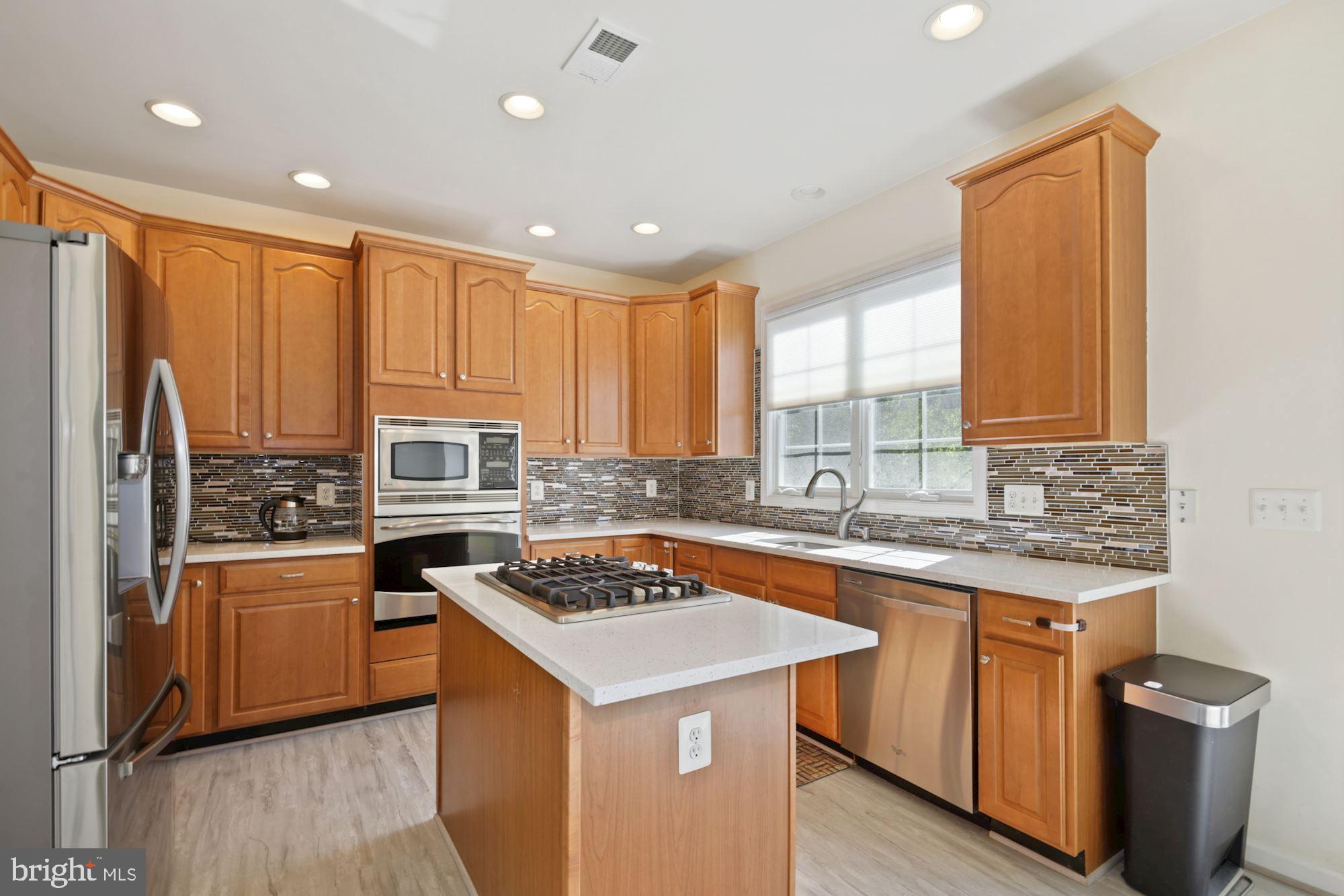 DOMINION VALLEY COUNTRY CLUB - Residential