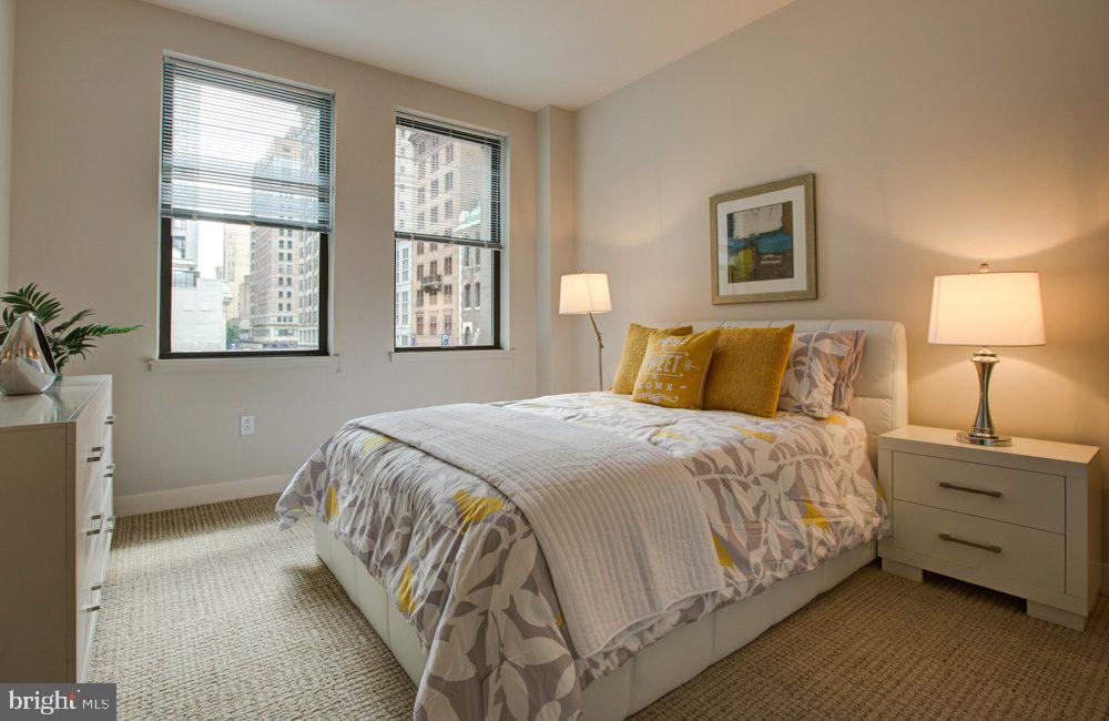 CENTER CITY - Residential Lease