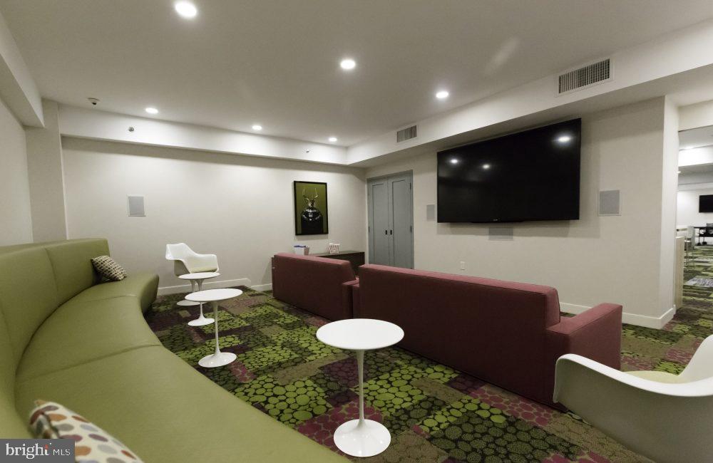 CENTER CITY - Residential Lease