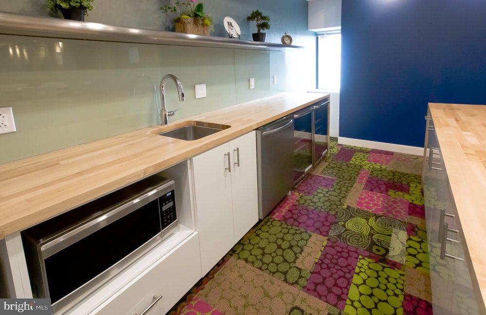 CENTER CITY - Residential Lease