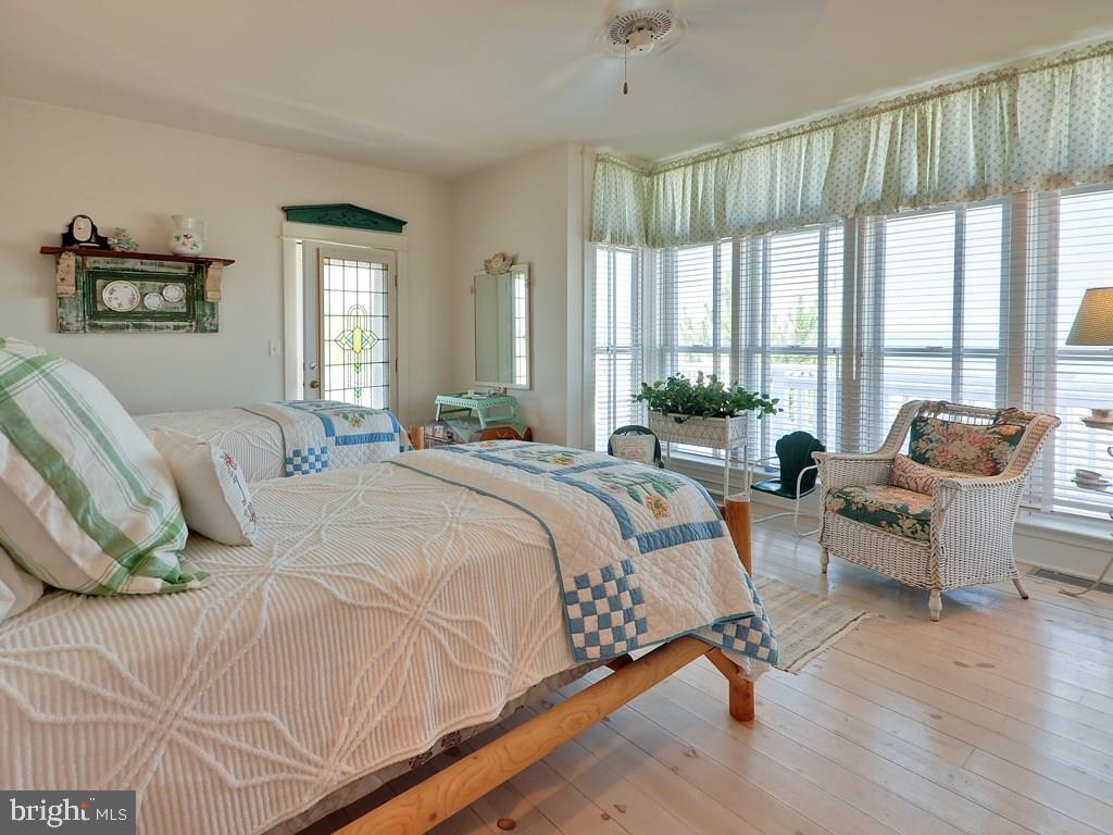 INDIAN BEACH - Residential