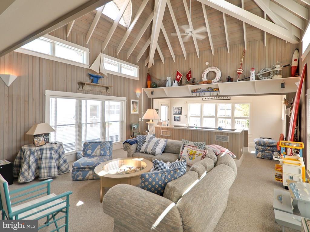 INDIAN BEACH - Residential