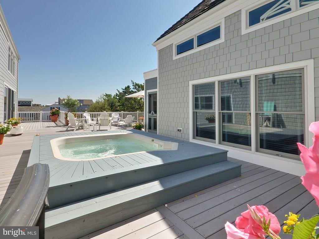 INDIAN BEACH - Residential